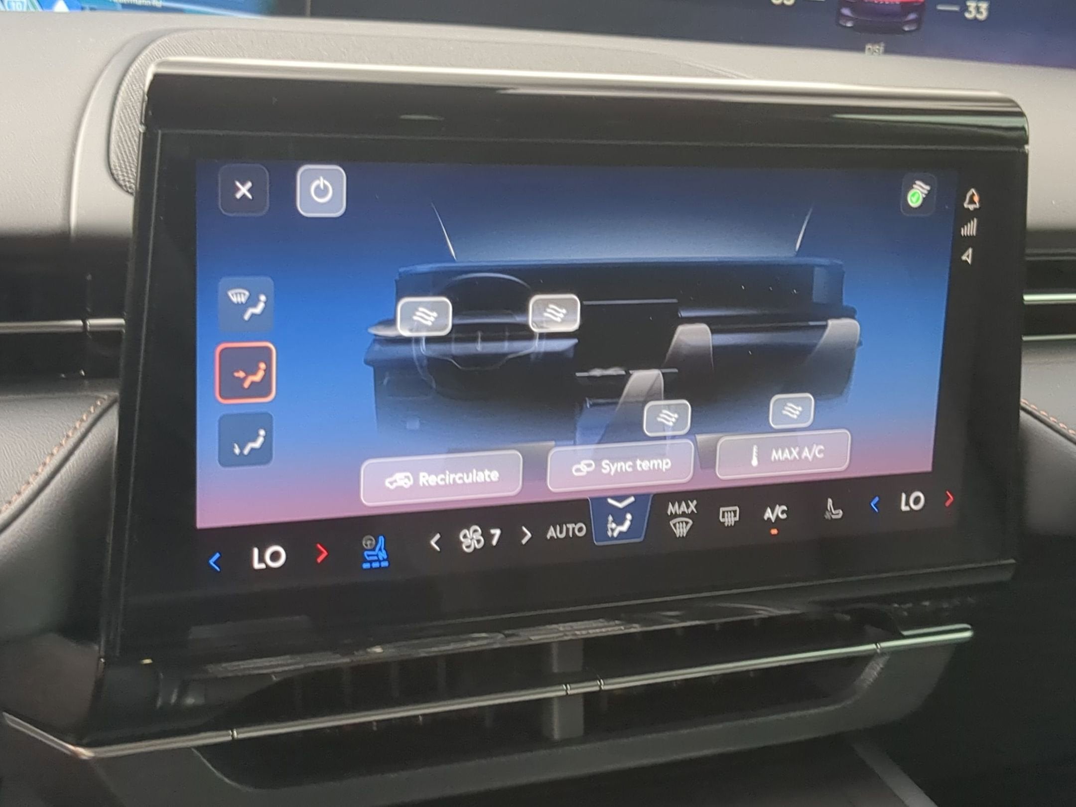 2026 Lincoln Nautilus Premiere Hybrid