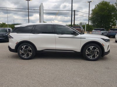 2026 Lincoln Nautilus Premiere Hybrid