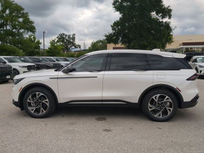 2026 Lincoln Nautilus Premiere Hybrid