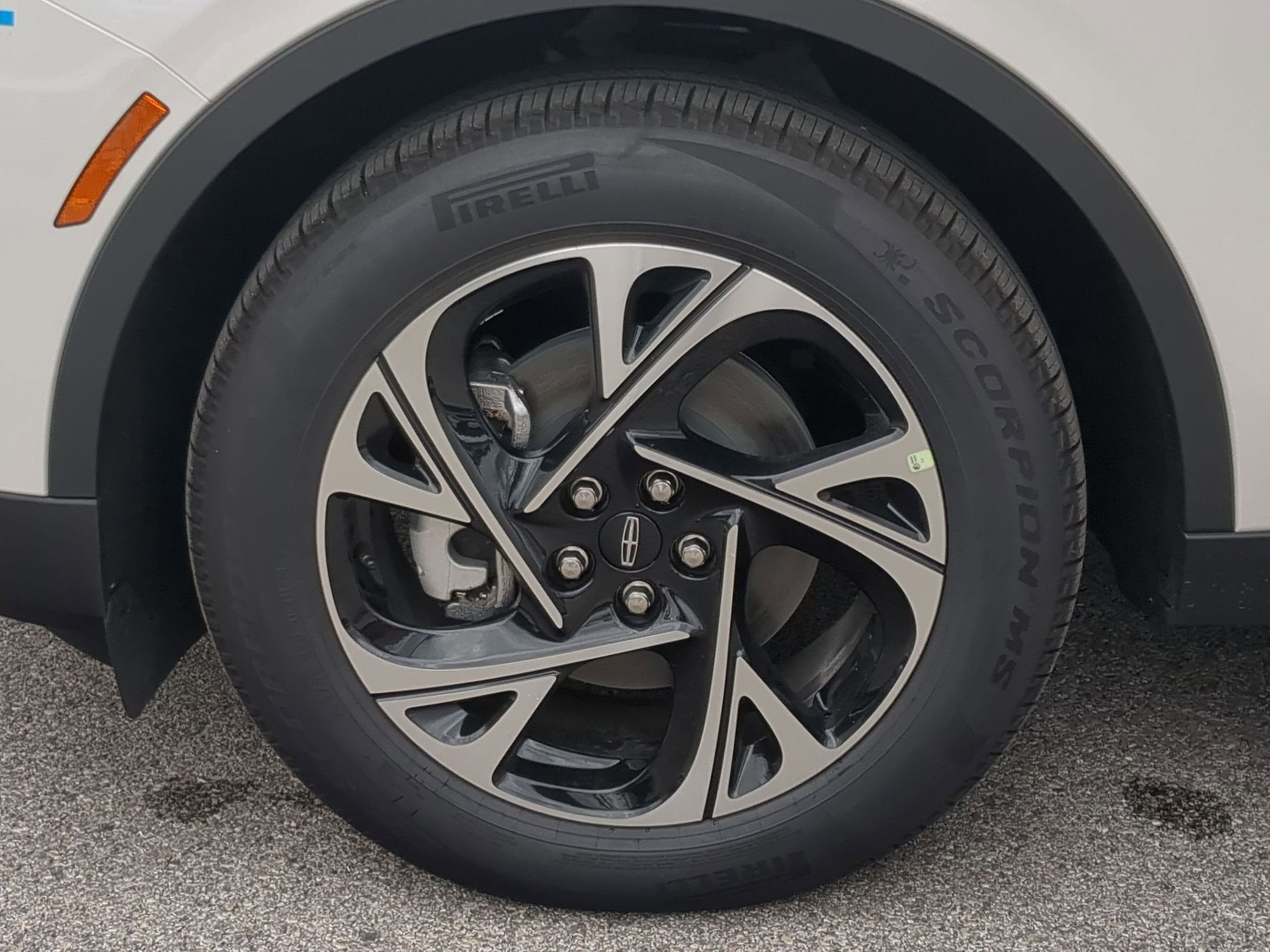 2026 Lincoln Nautilus Premiere Hybrid