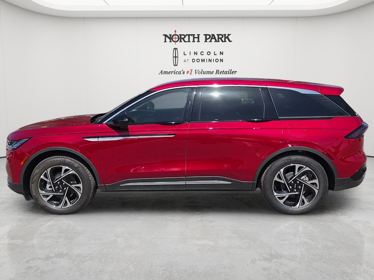 2026 Lincoln Nautilus Premiere Hybrid