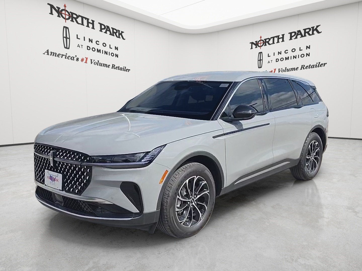 2026 Lincoln Nautilus Premiere Hybrid