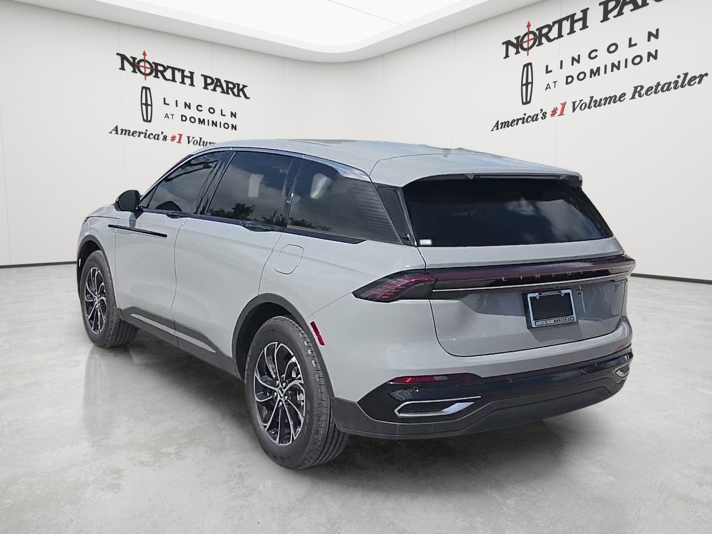 2026 Lincoln Nautilus Premiere Hybrid