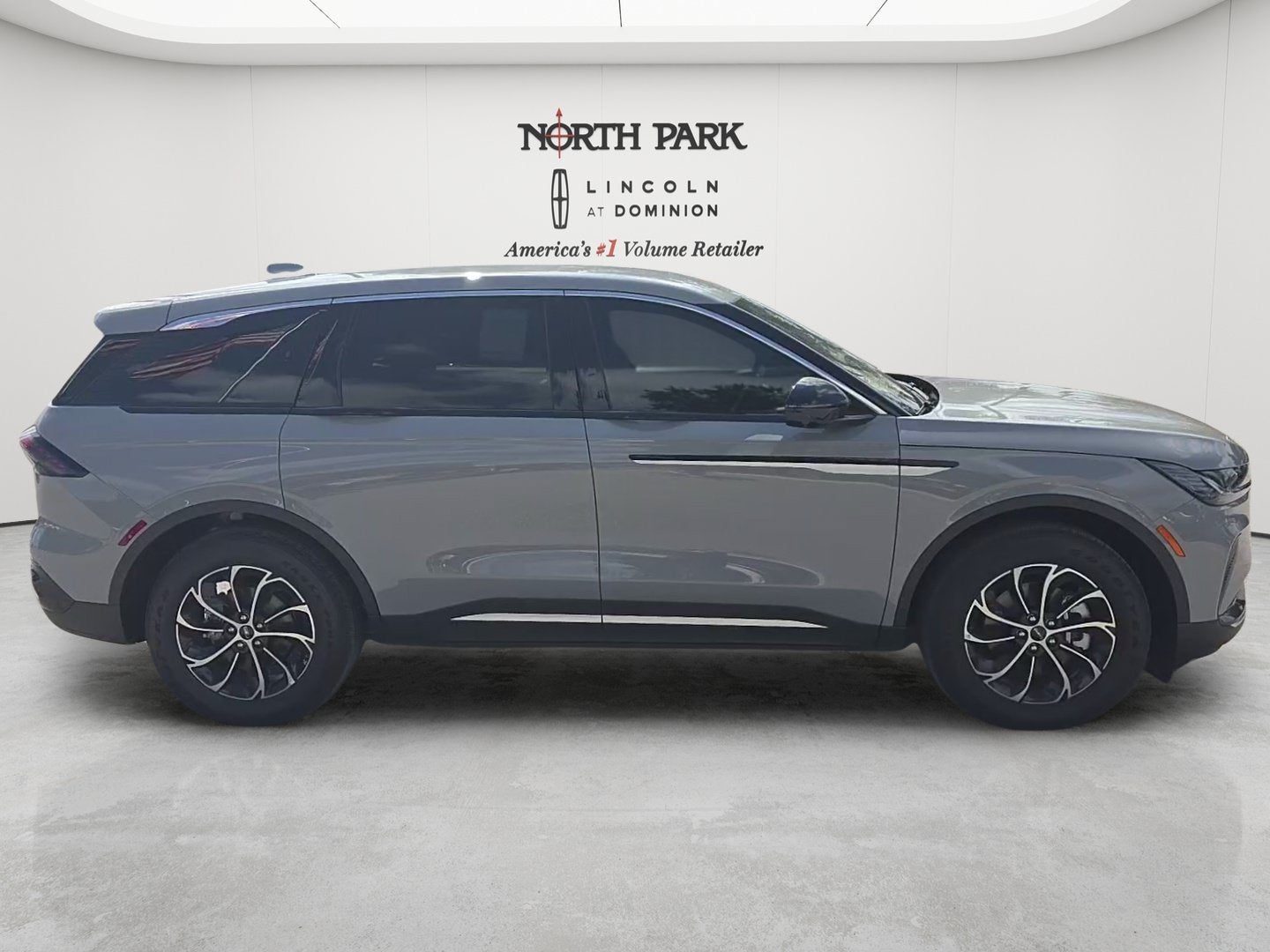 2026 Lincoln Nautilus Premiere Hybrid