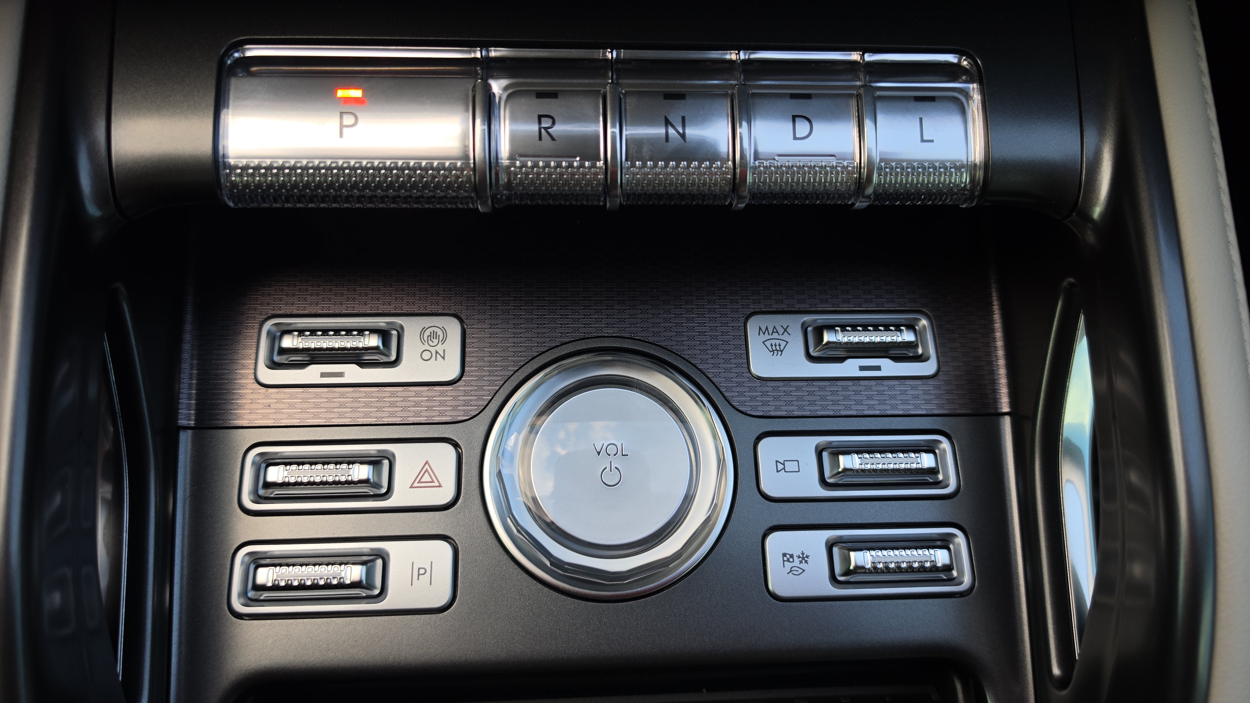 2026 Lincoln Nautilus Premiere Hybrid
