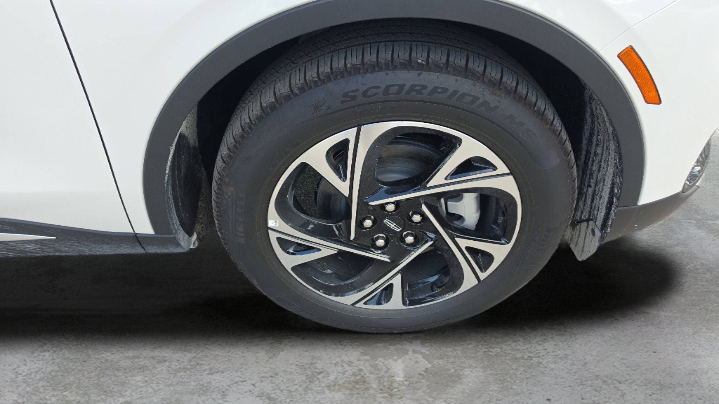 2026 Lincoln Nautilus Premiere Hybrid