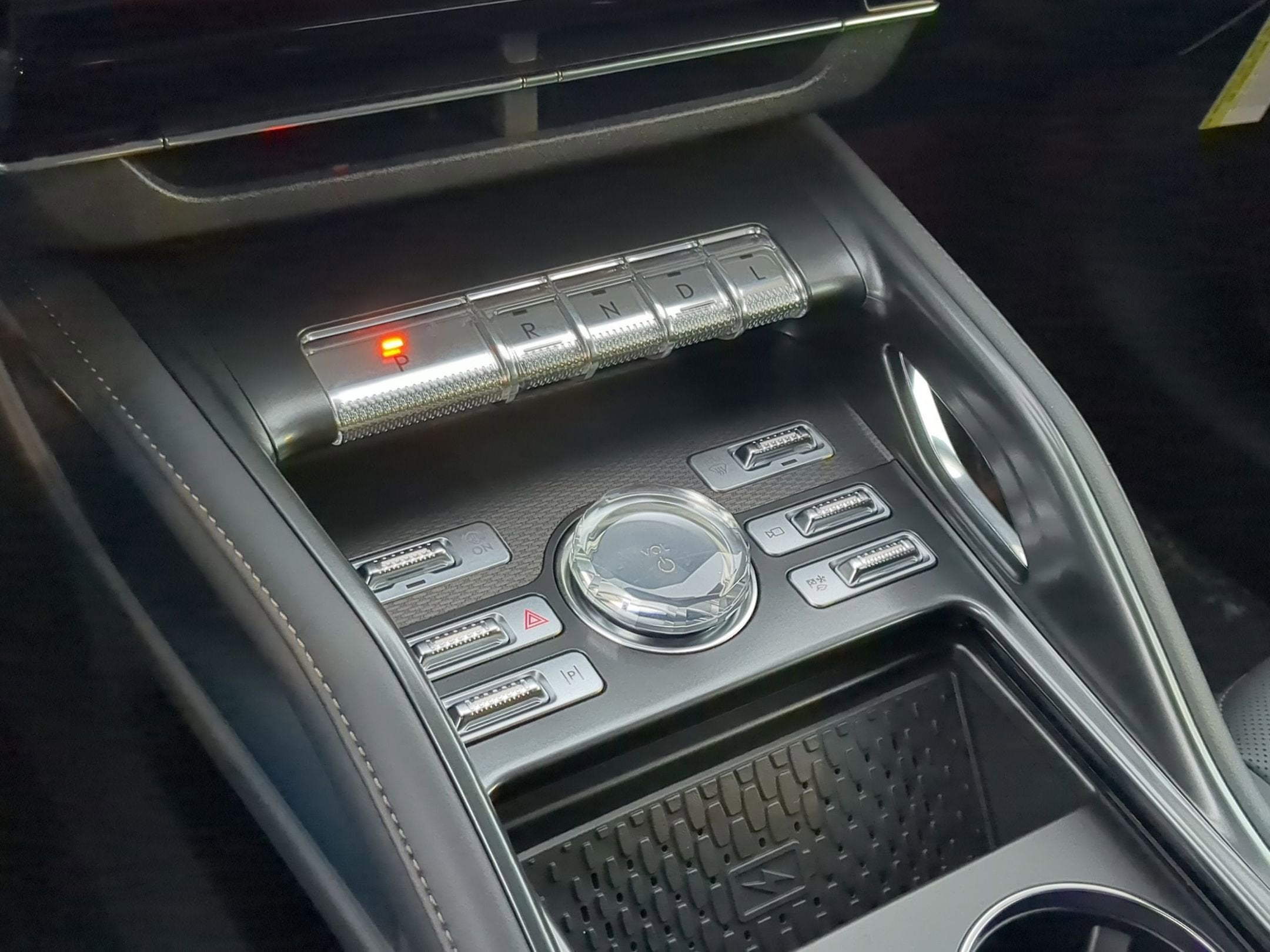 2026 Lincoln Nautilus Premiere Hybrid