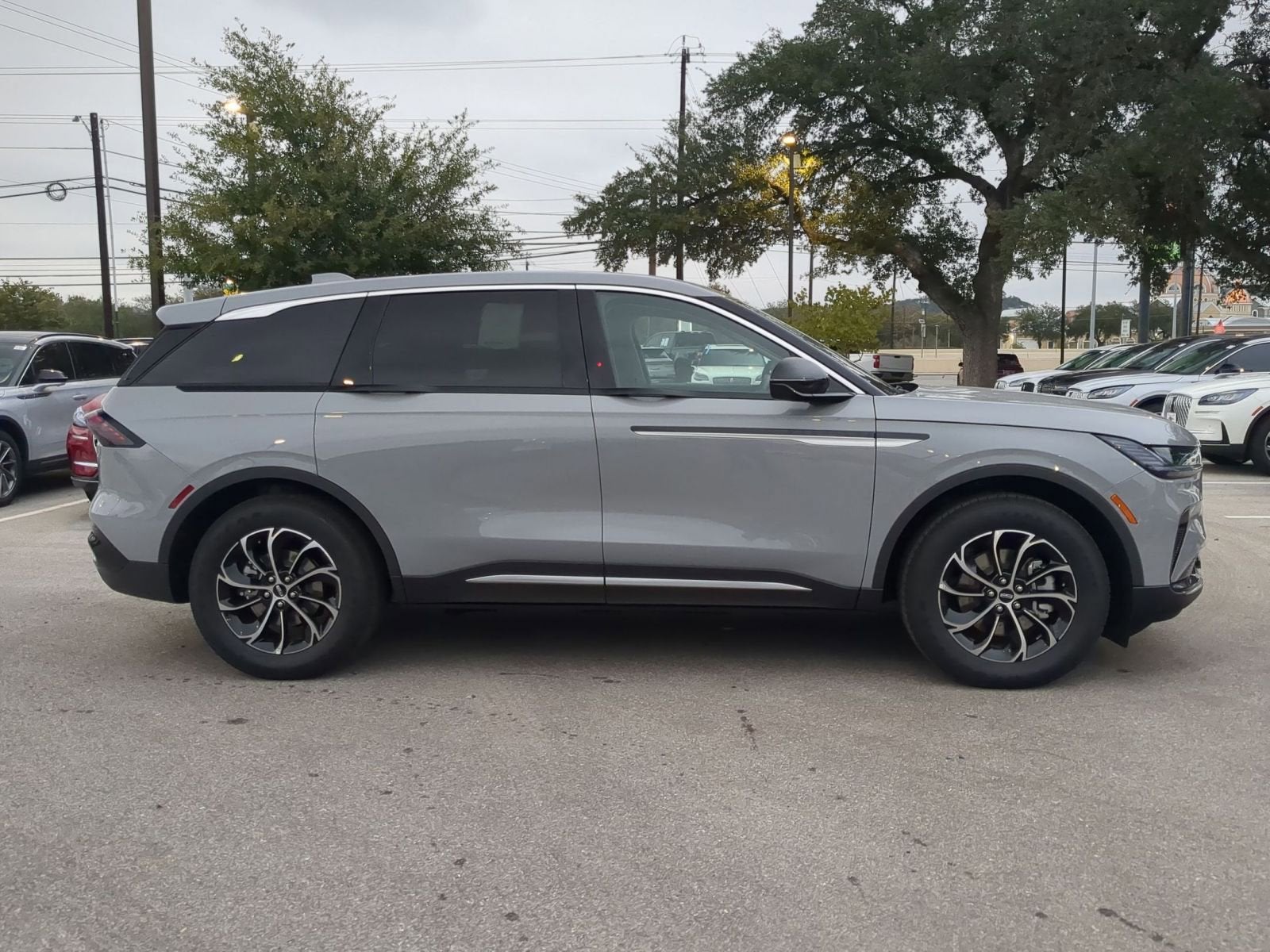 2026 Lincoln Nautilus Premiere Hybrid