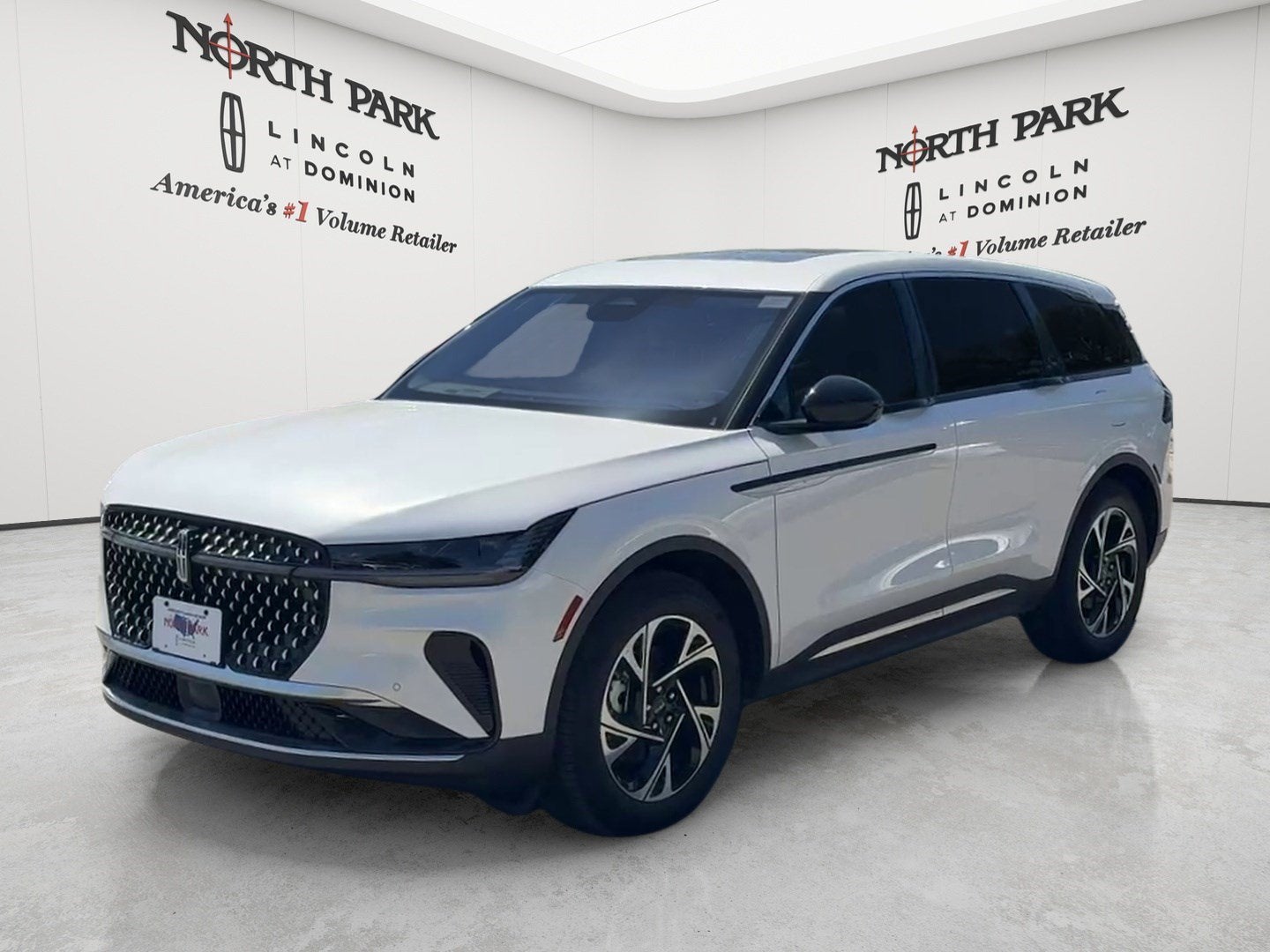2026 Lincoln Nautilus Premiere Hybrid