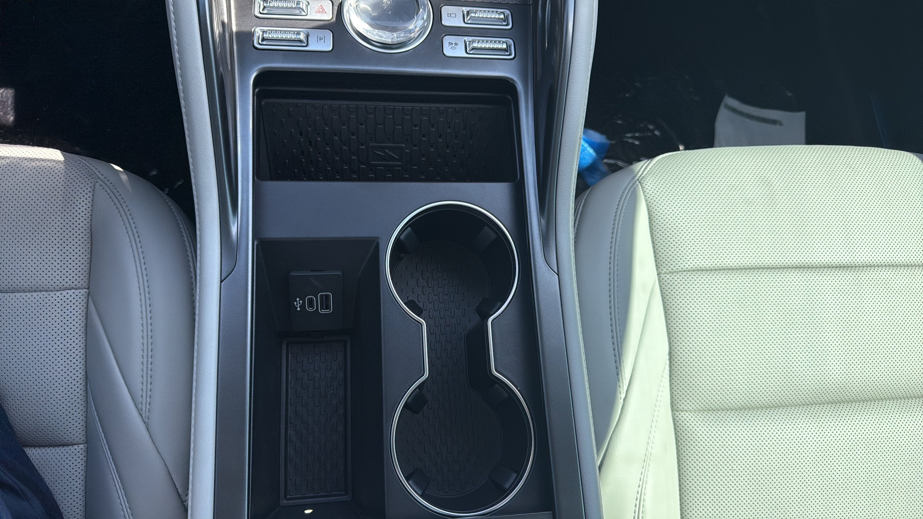2026 Lincoln Nautilus Premiere Hybrid