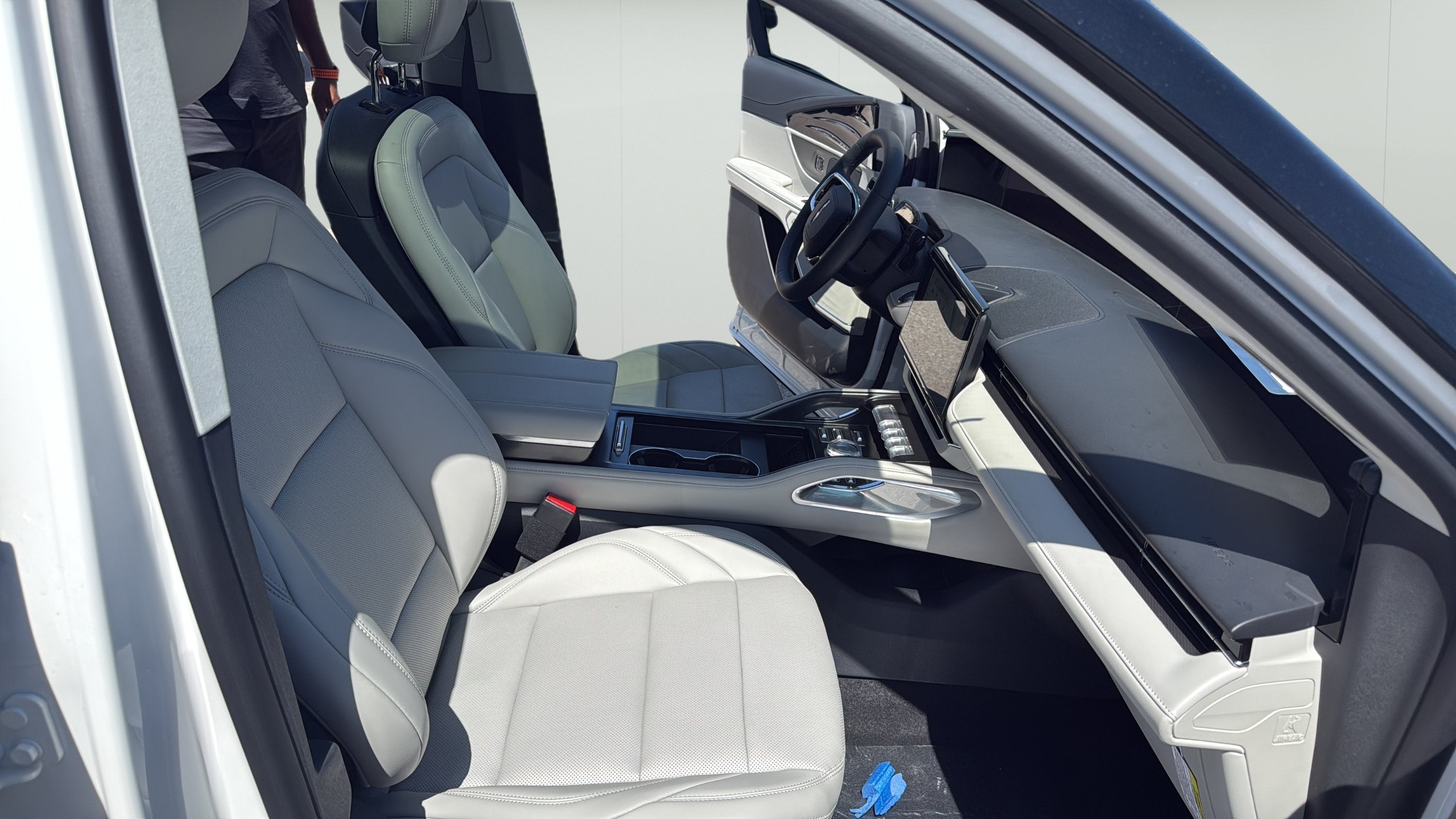 2026 Lincoln Nautilus Premiere Hybrid