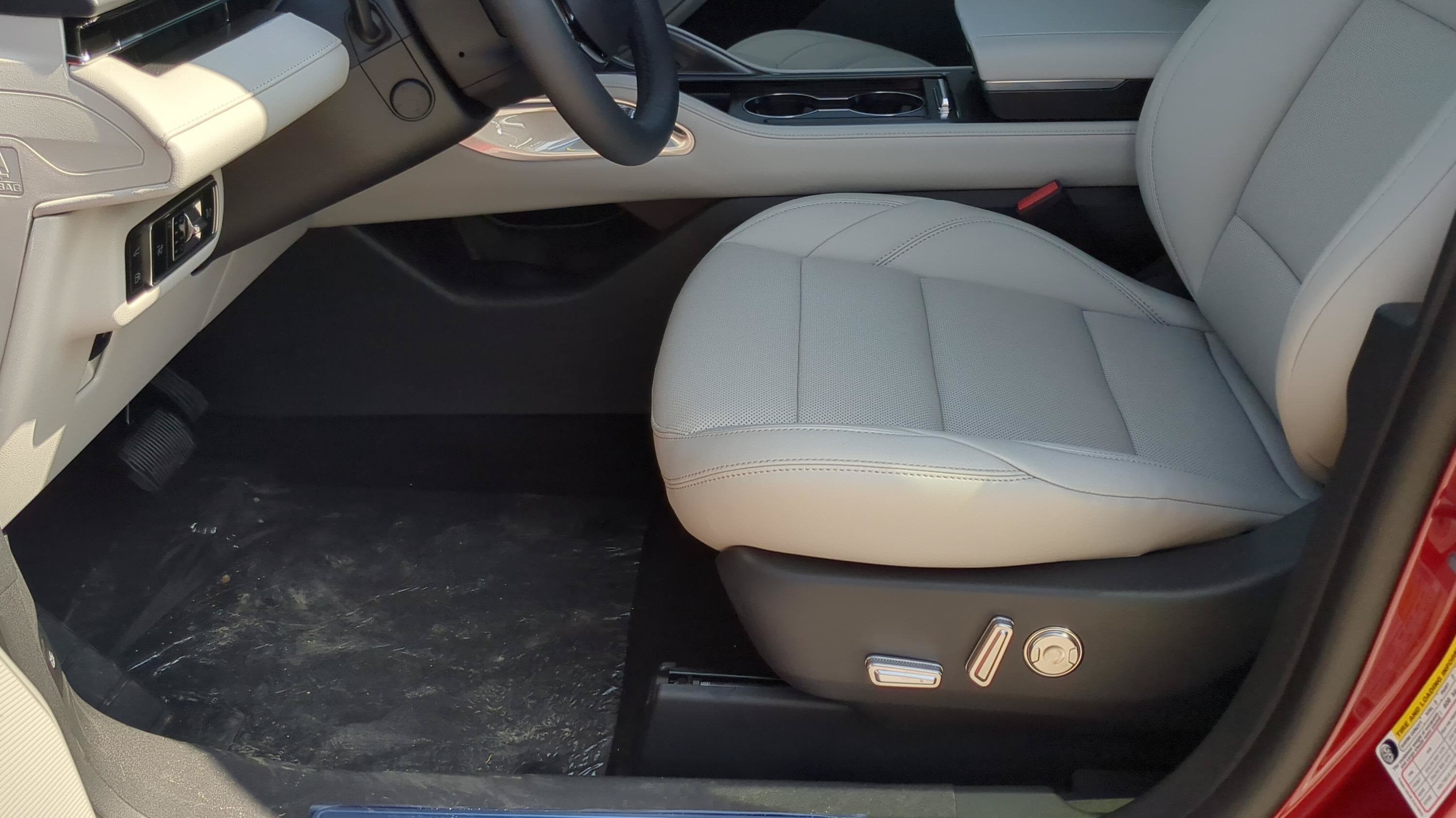 2026 Lincoln Nautilus Premiere Hybrid