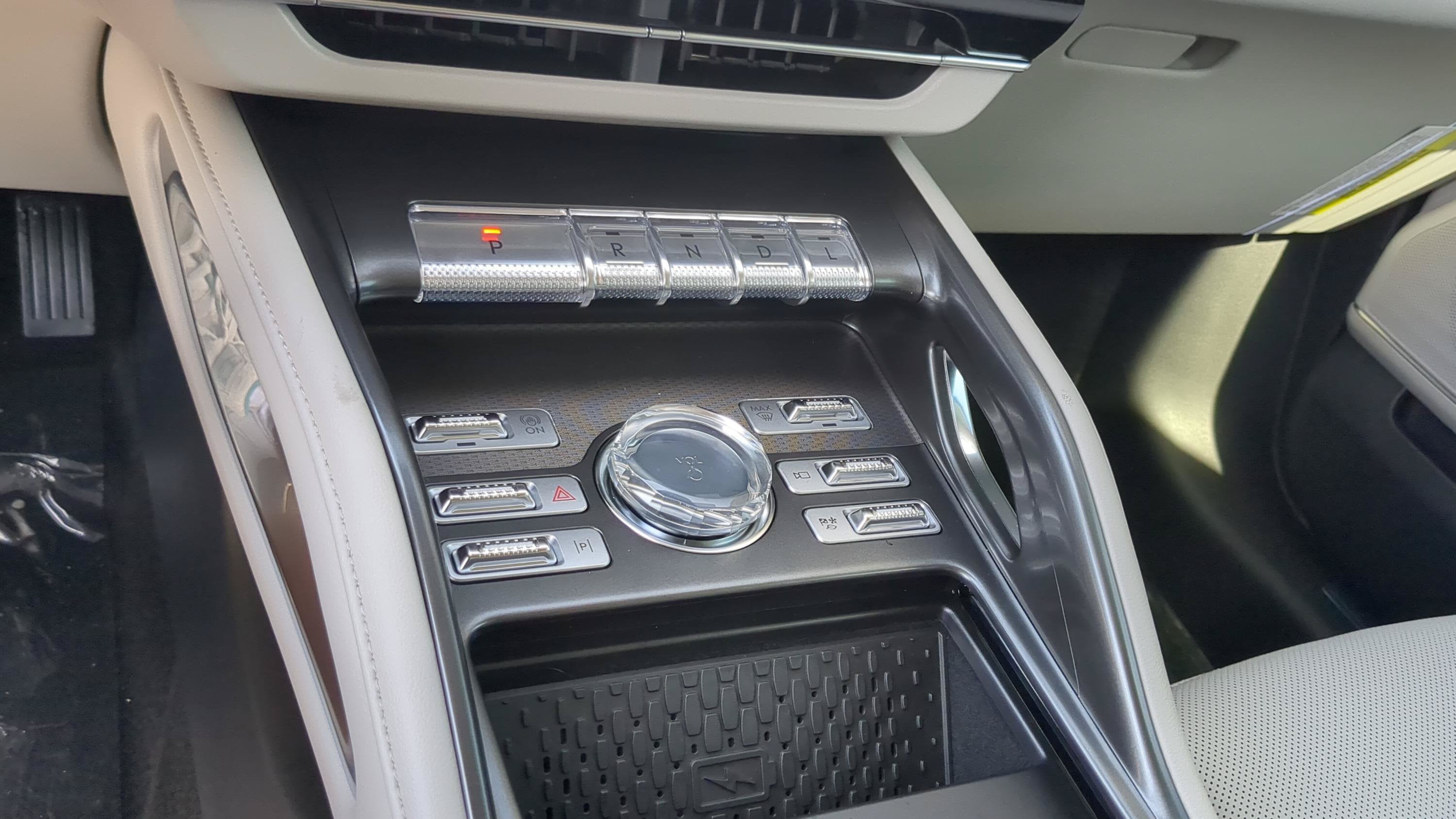 2026 Lincoln Nautilus Premiere Hybrid