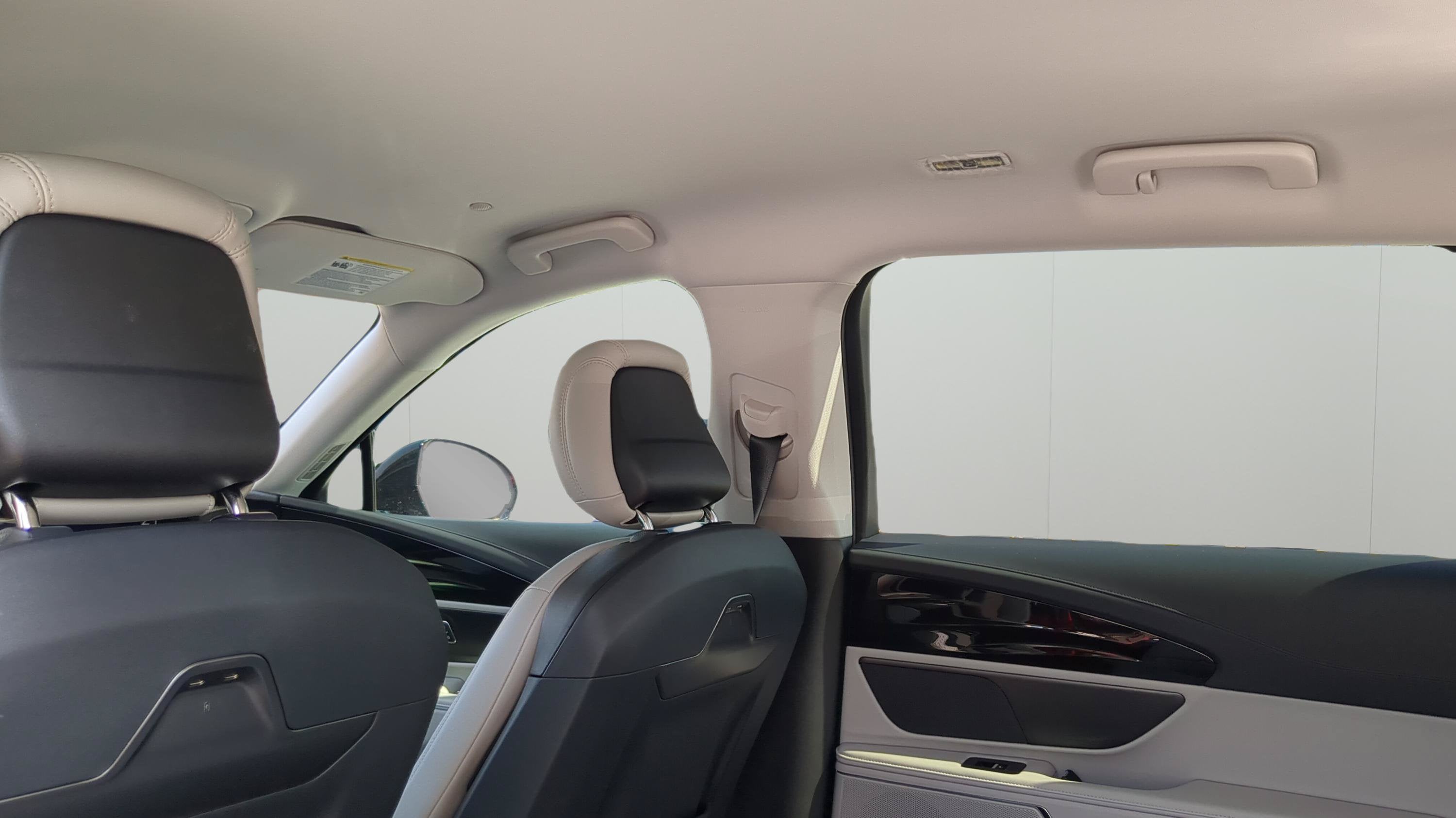 2026 Lincoln Nautilus Premiere Hybrid