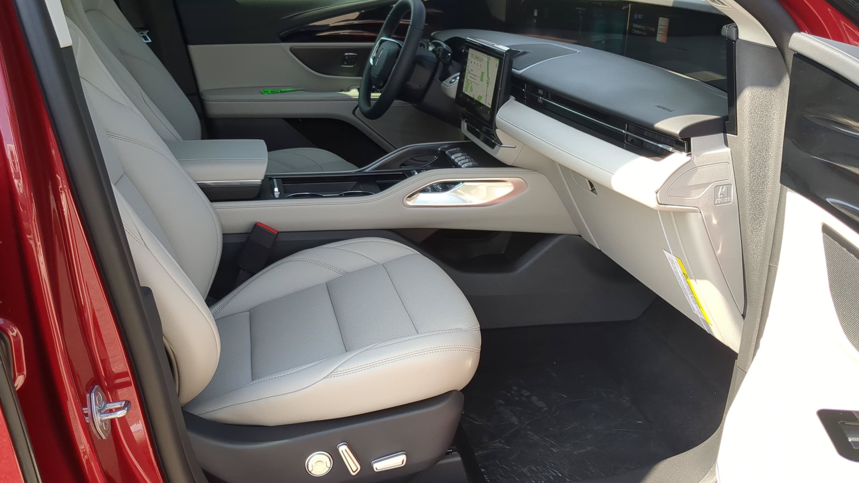 2026 Lincoln Nautilus Premiere Hybrid