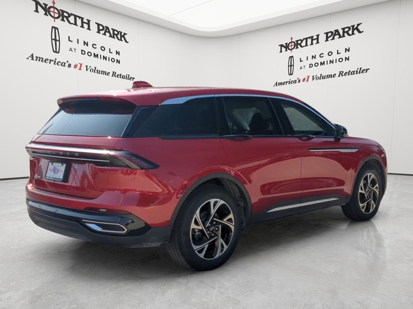 2026 Lincoln Nautilus Premiere Hybrid