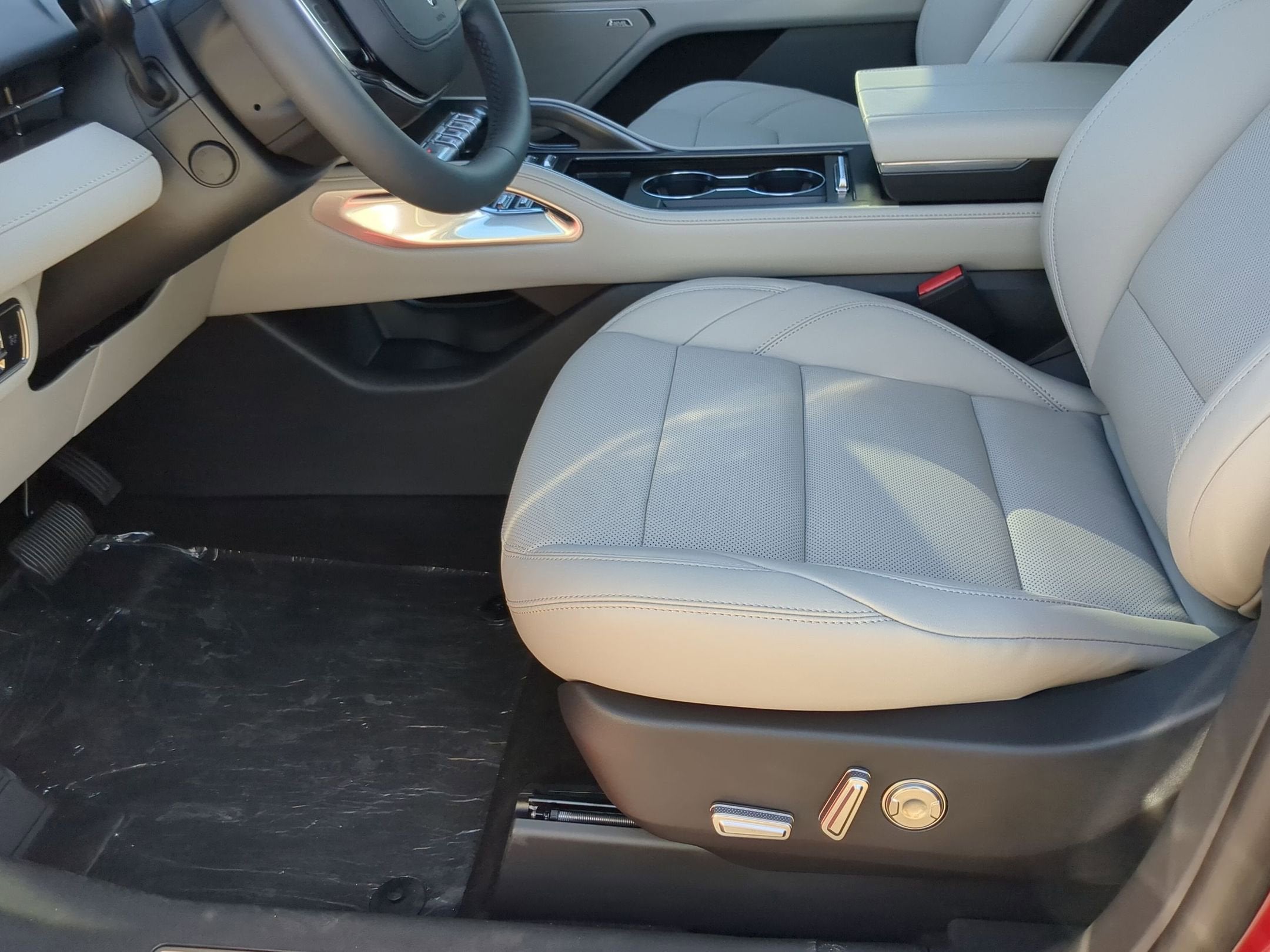 2026 Lincoln Nautilus Premiere Hybrid