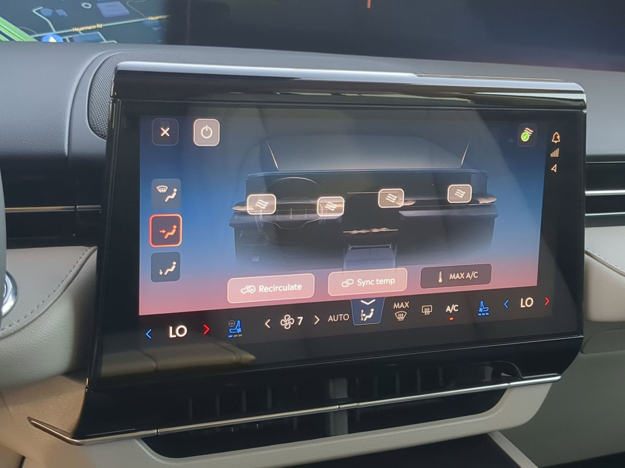 2026 Lincoln Nautilus Premiere Hybrid