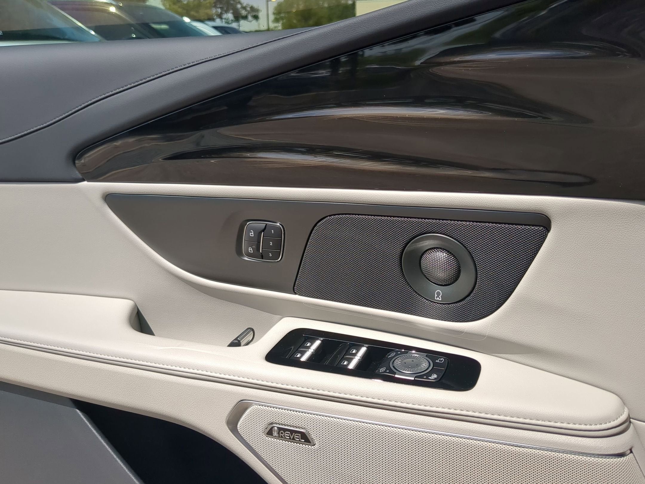 2026 Lincoln Nautilus Premiere Hybrid