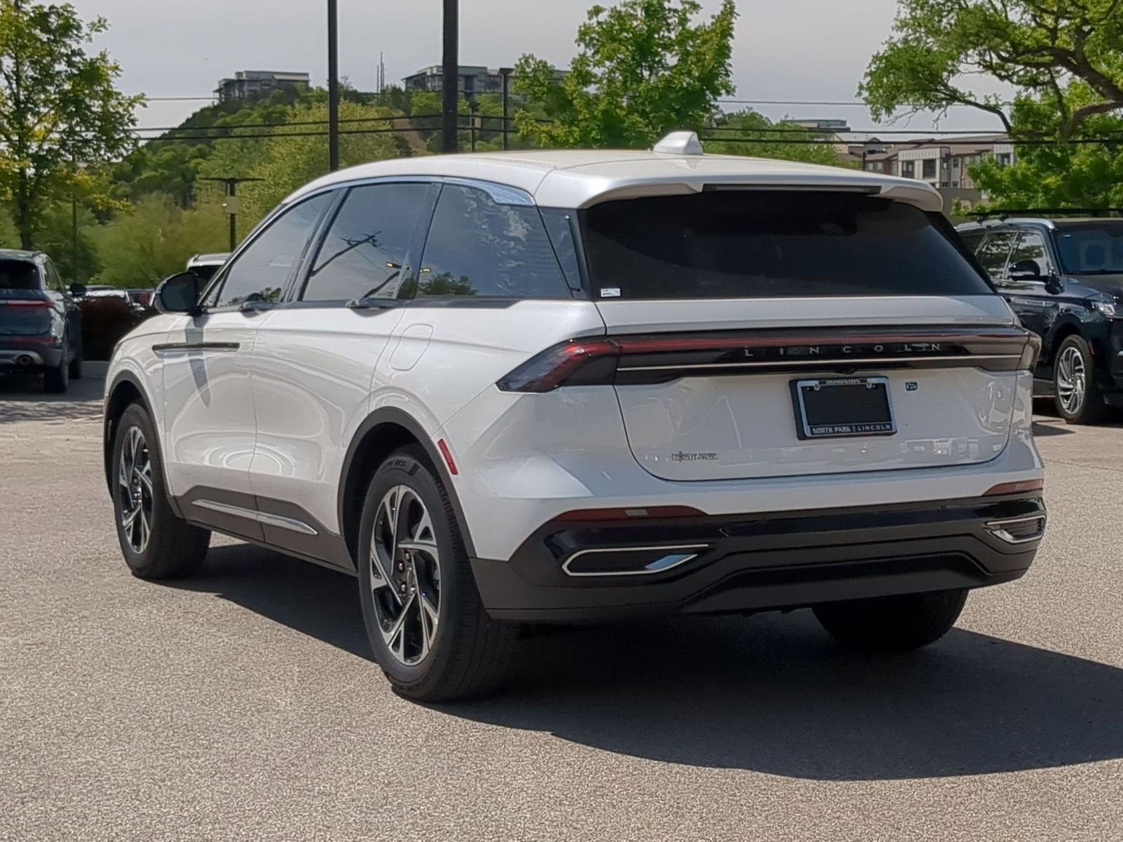 2026 Lincoln Nautilus Premiere Hybrid
