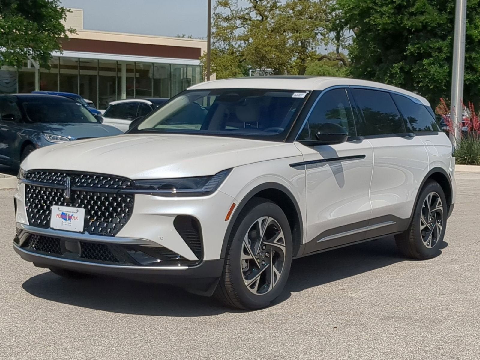 2026 Lincoln Nautilus Premiere Hybrid