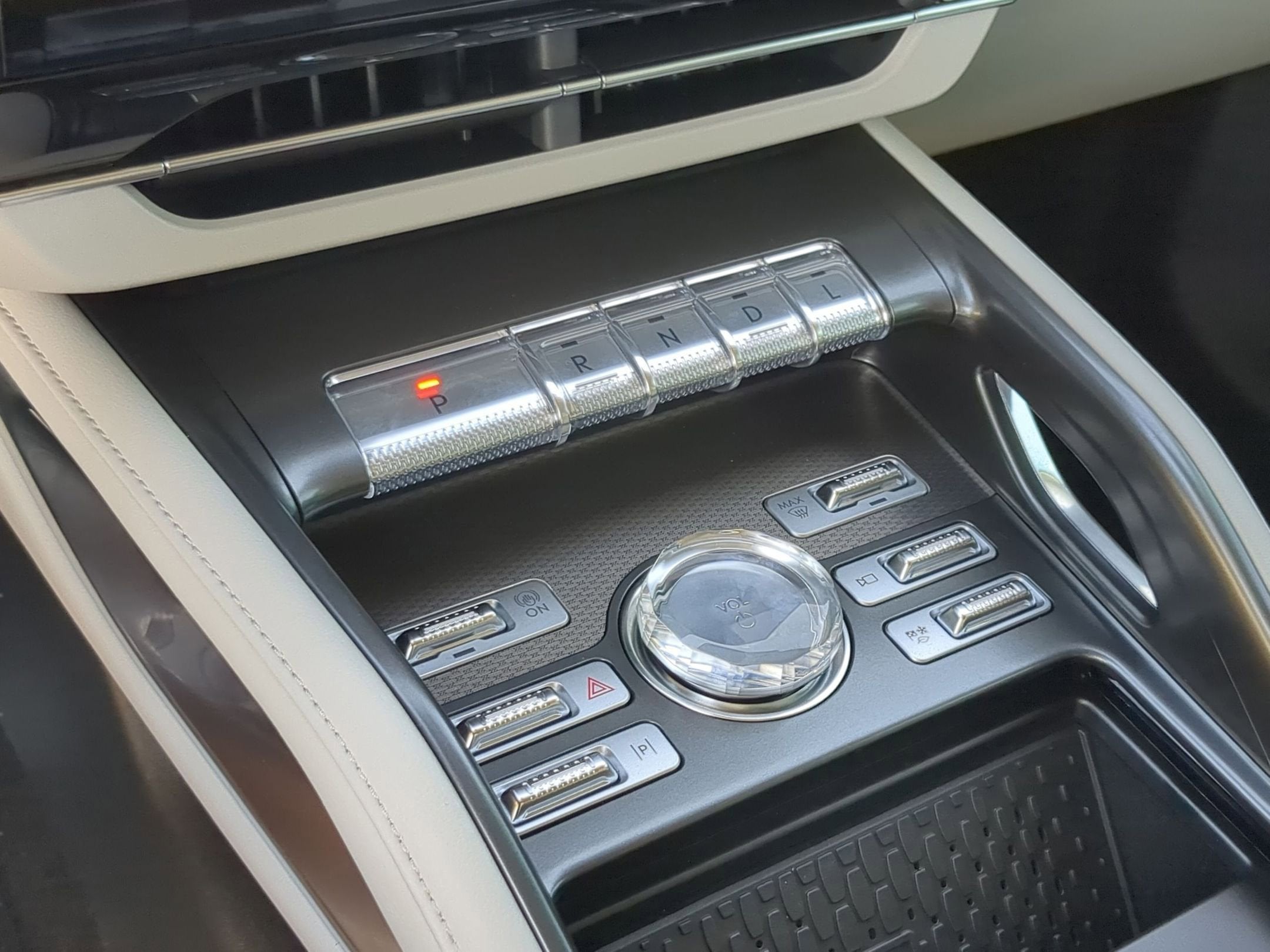 2026 Lincoln Nautilus Premiere Hybrid