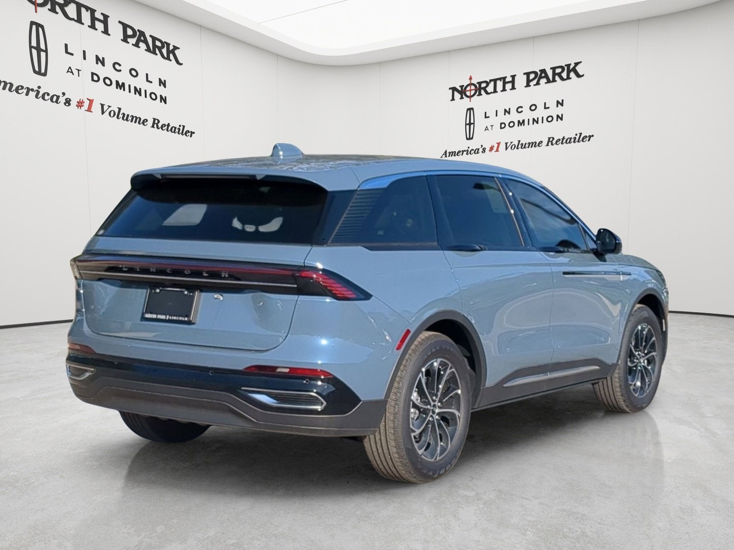 2026 Lincoln Nautilus Premiere Hybrid