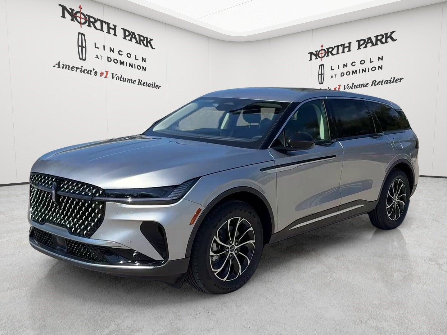 2026 Lincoln Nautilus Premiere Hybrid