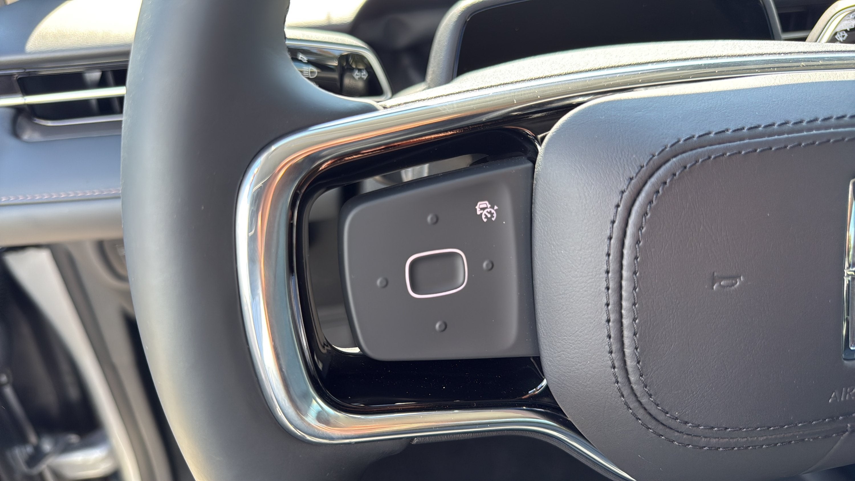 2026 Lincoln Nautilus Premiere Hybrid