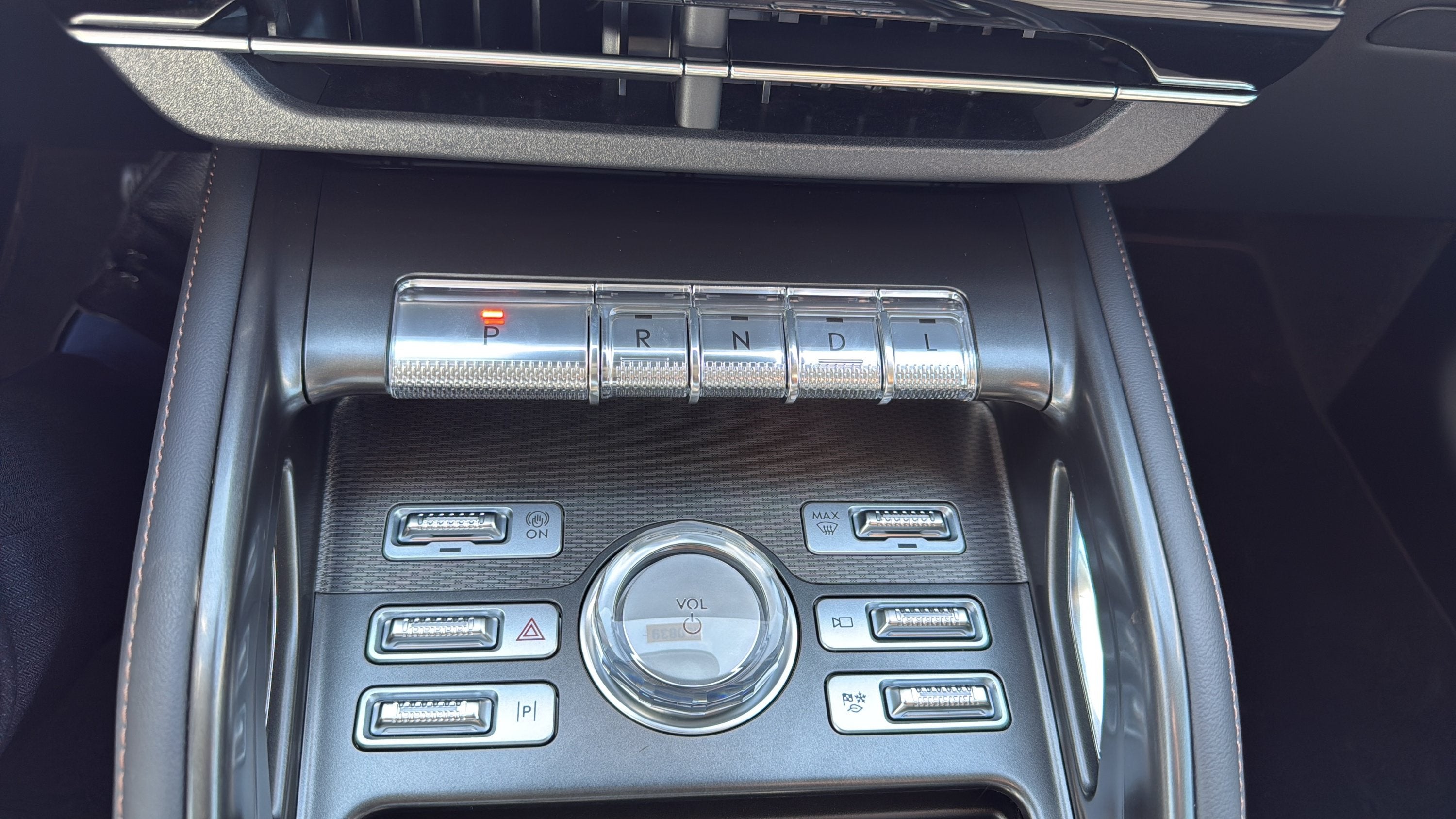 2026 Lincoln Nautilus Premiere Hybrid