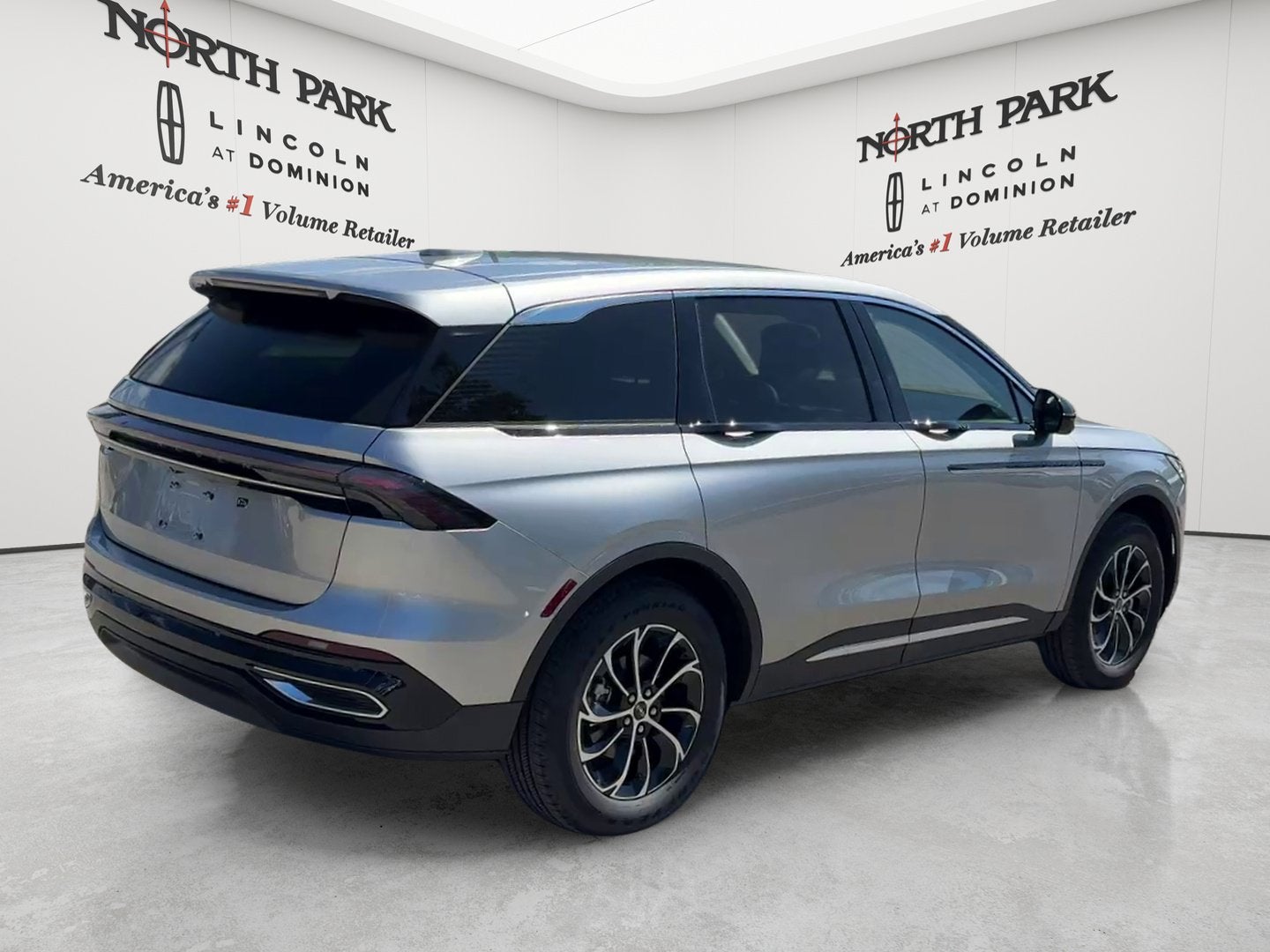 2026 Lincoln Nautilus Premiere Hybrid