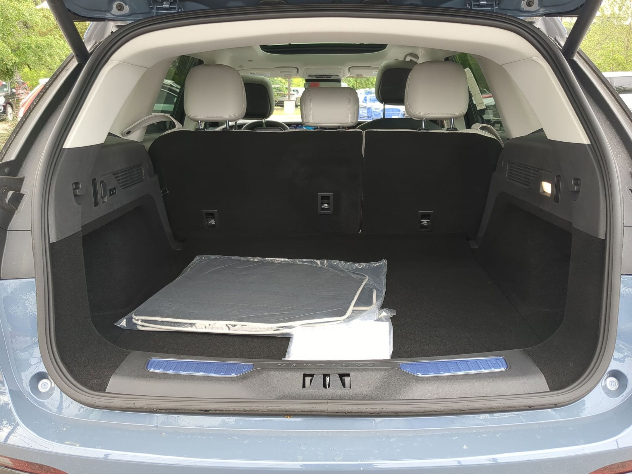 2026 Lincoln Nautilus Premiere Hybrid