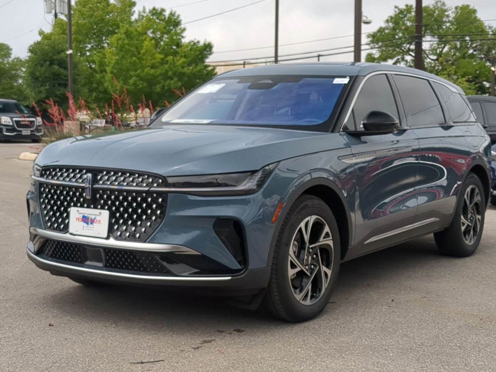 2026 Lincoln Nautilus Premiere Hybrid