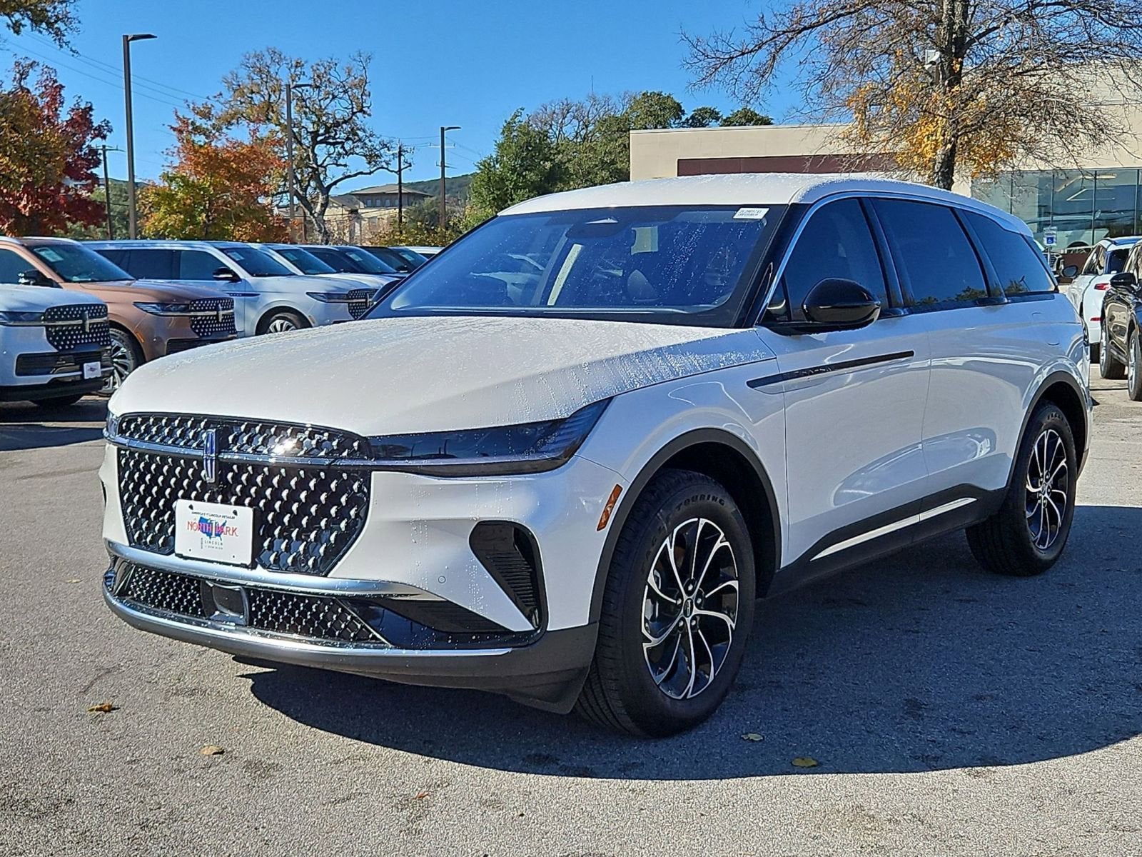 2025 Lincoln Nautilus Premiere Hybrid