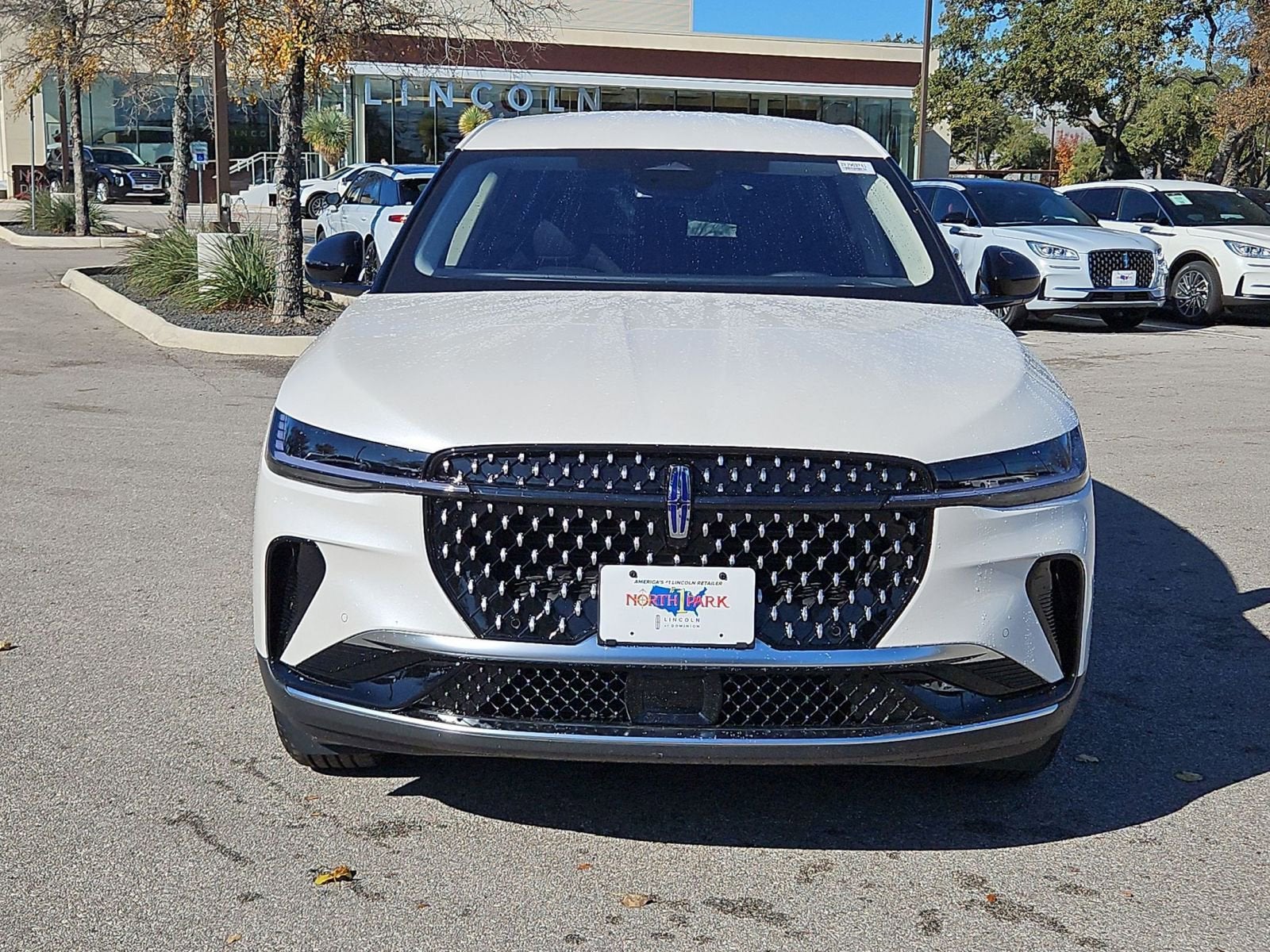 2025 Lincoln Nautilus Premiere Hybrid