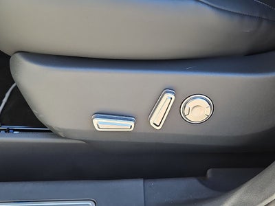 2025 Lincoln Nautilus Premiere Hybrid