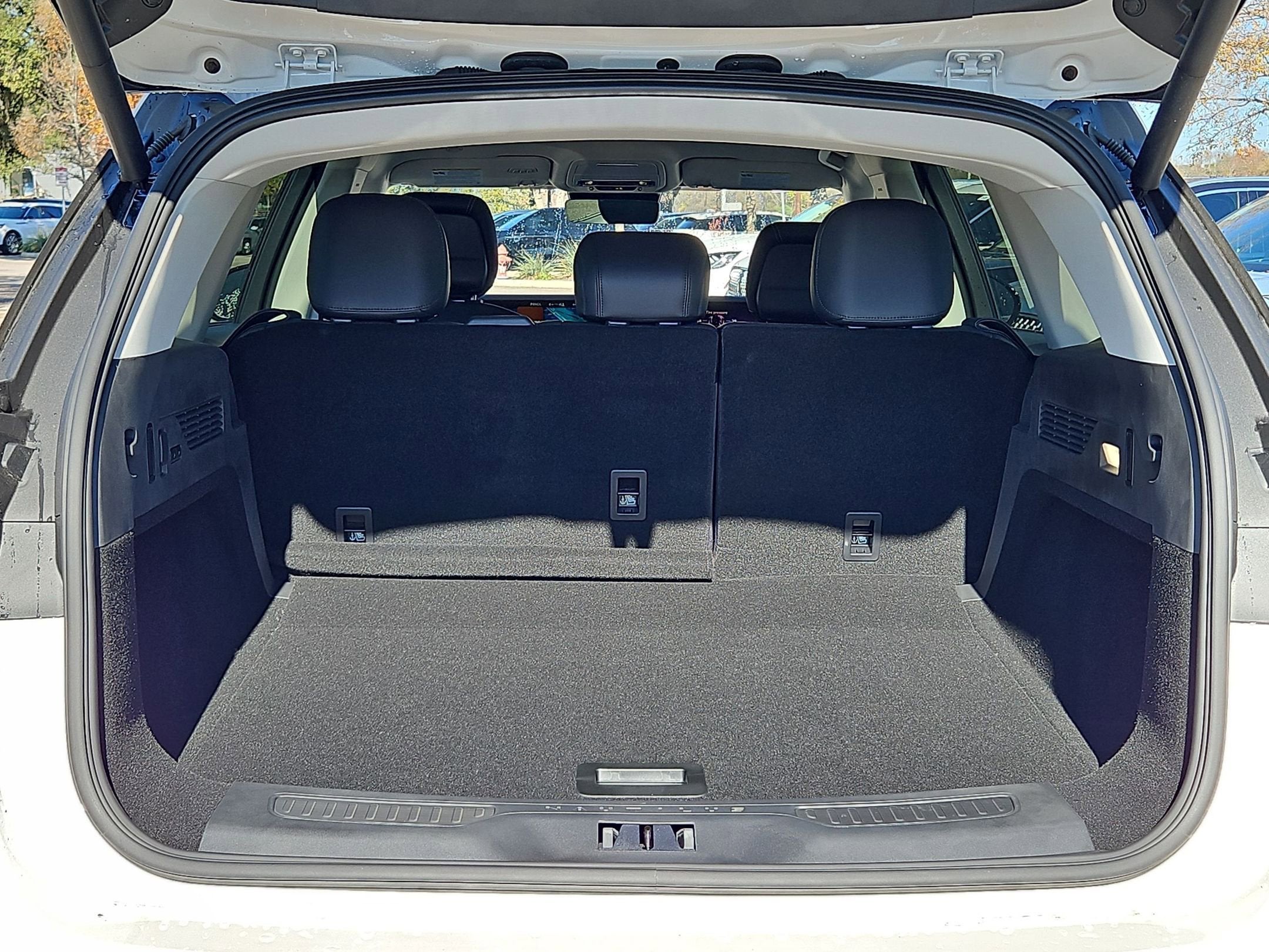 2025 Lincoln Nautilus Premiere Hybrid