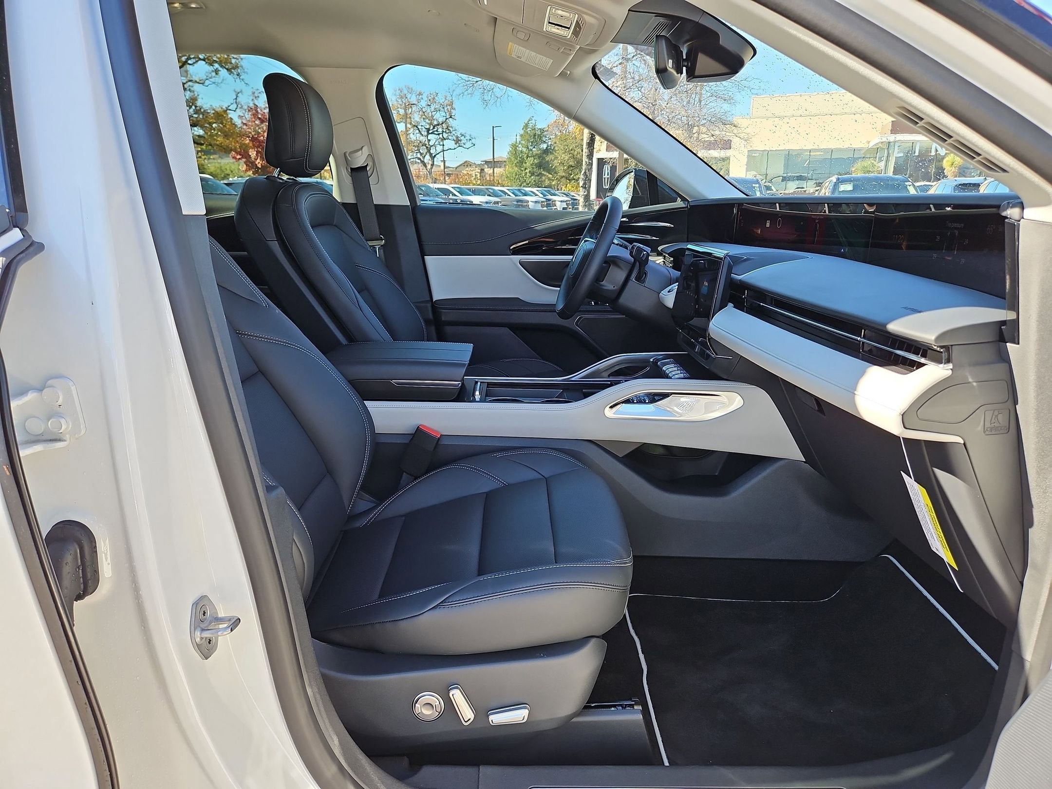 2025 Lincoln Nautilus Premiere Hybrid