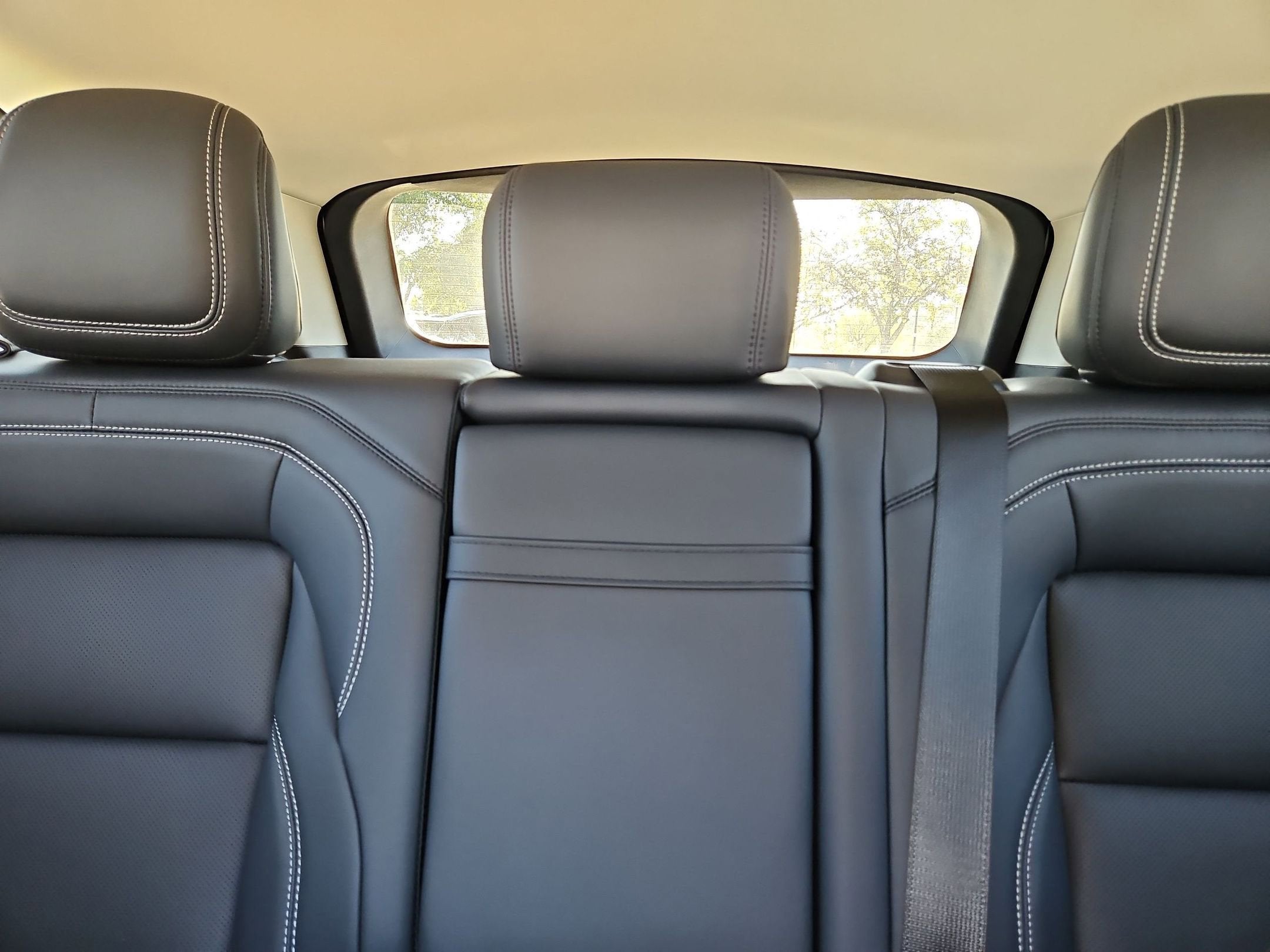 2025 Lincoln Nautilus Premiere Hybrid