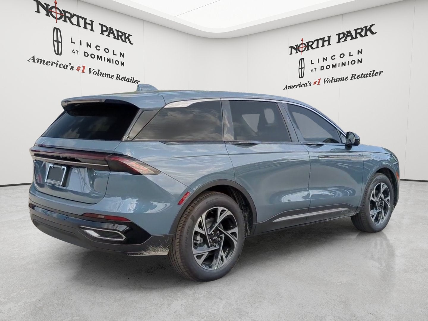 2026 Lincoln Nautilus Premiere Hybrid
