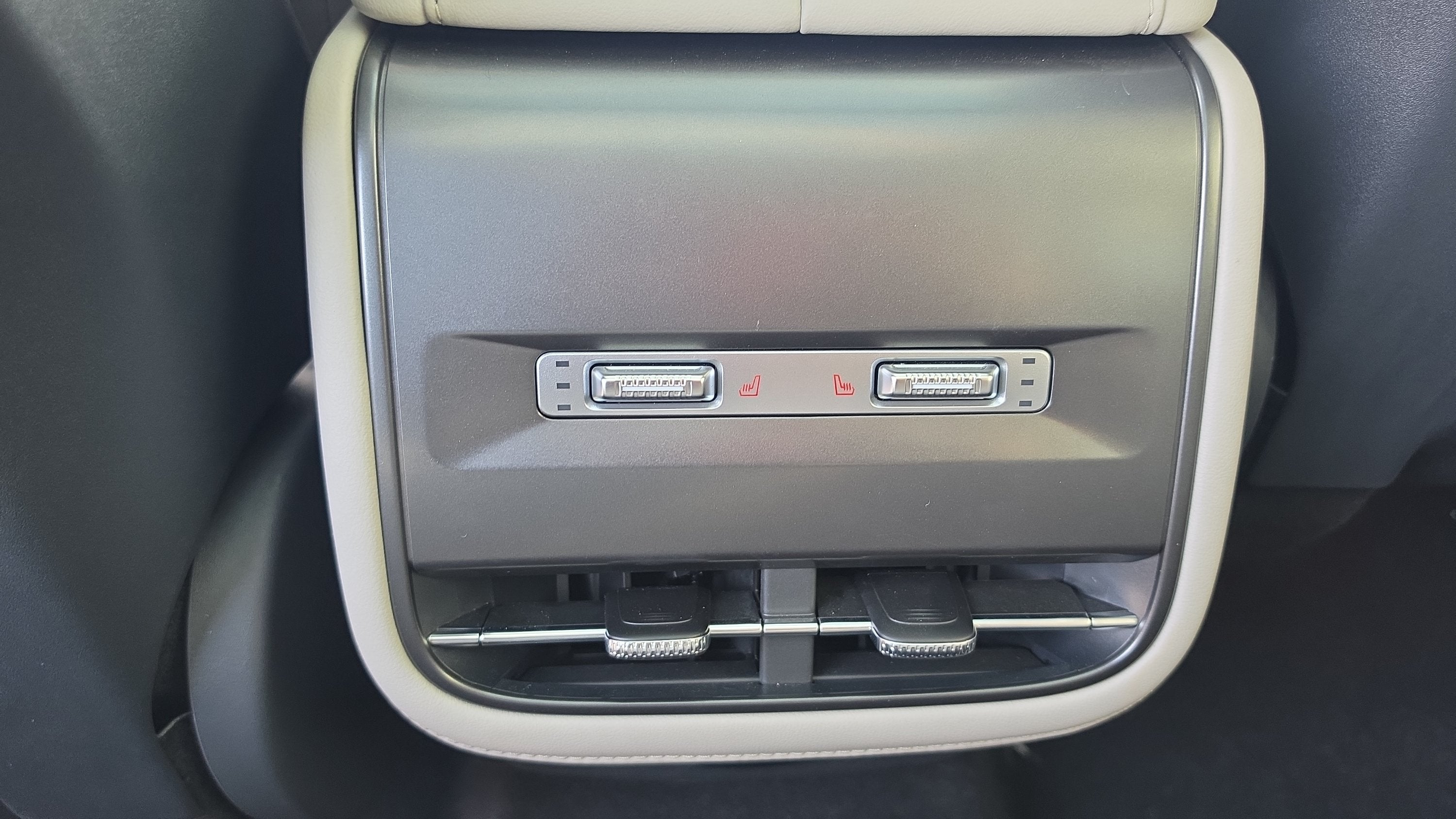 2026 Lincoln Nautilus Premiere Hybrid