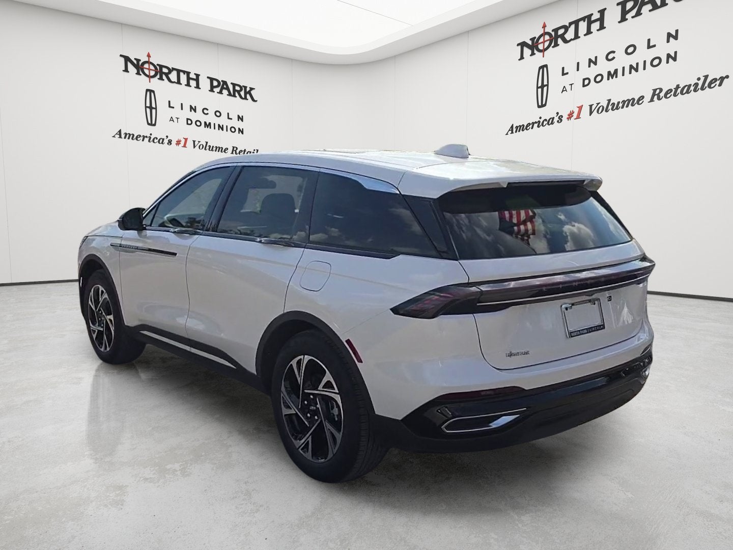 2026 Lincoln Nautilus Premiere Hybrid