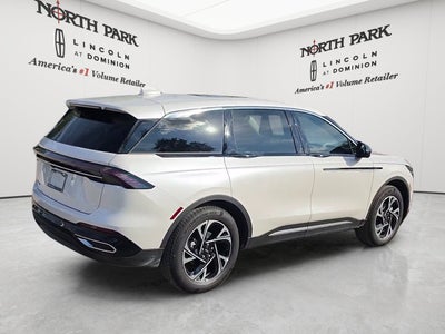 2026 Lincoln Nautilus Premiere Hybrid