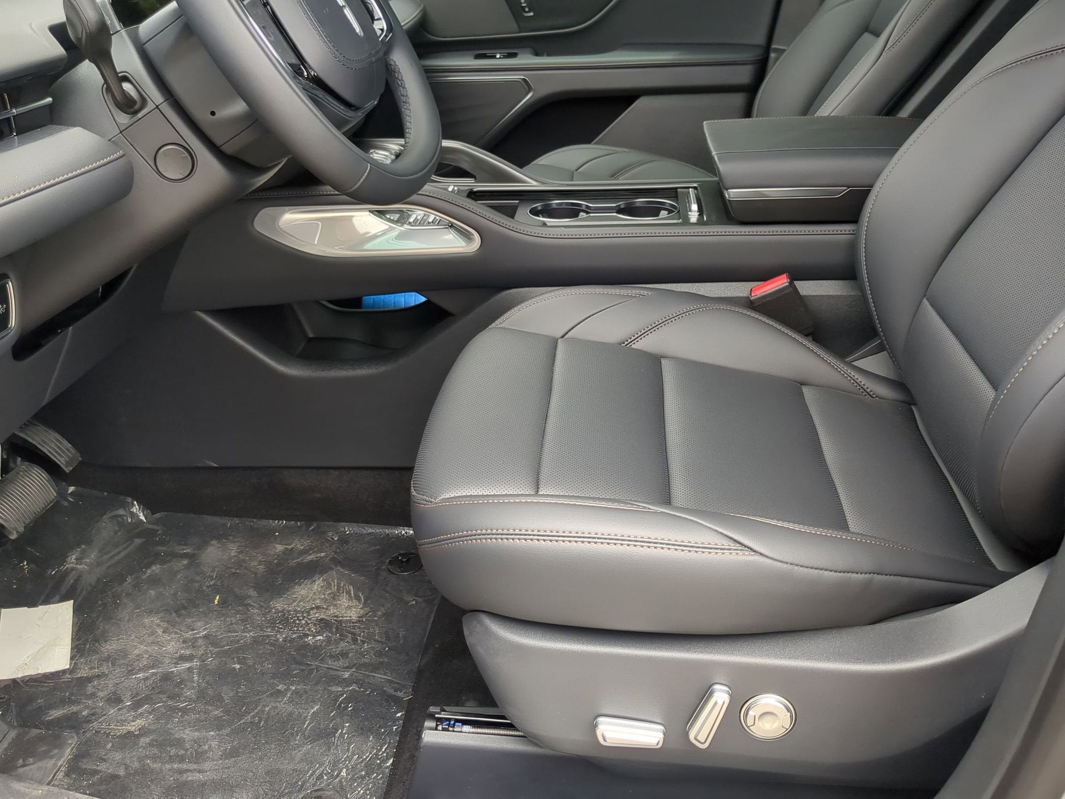 2025 Lincoln Nautilus Premiere Hybrid