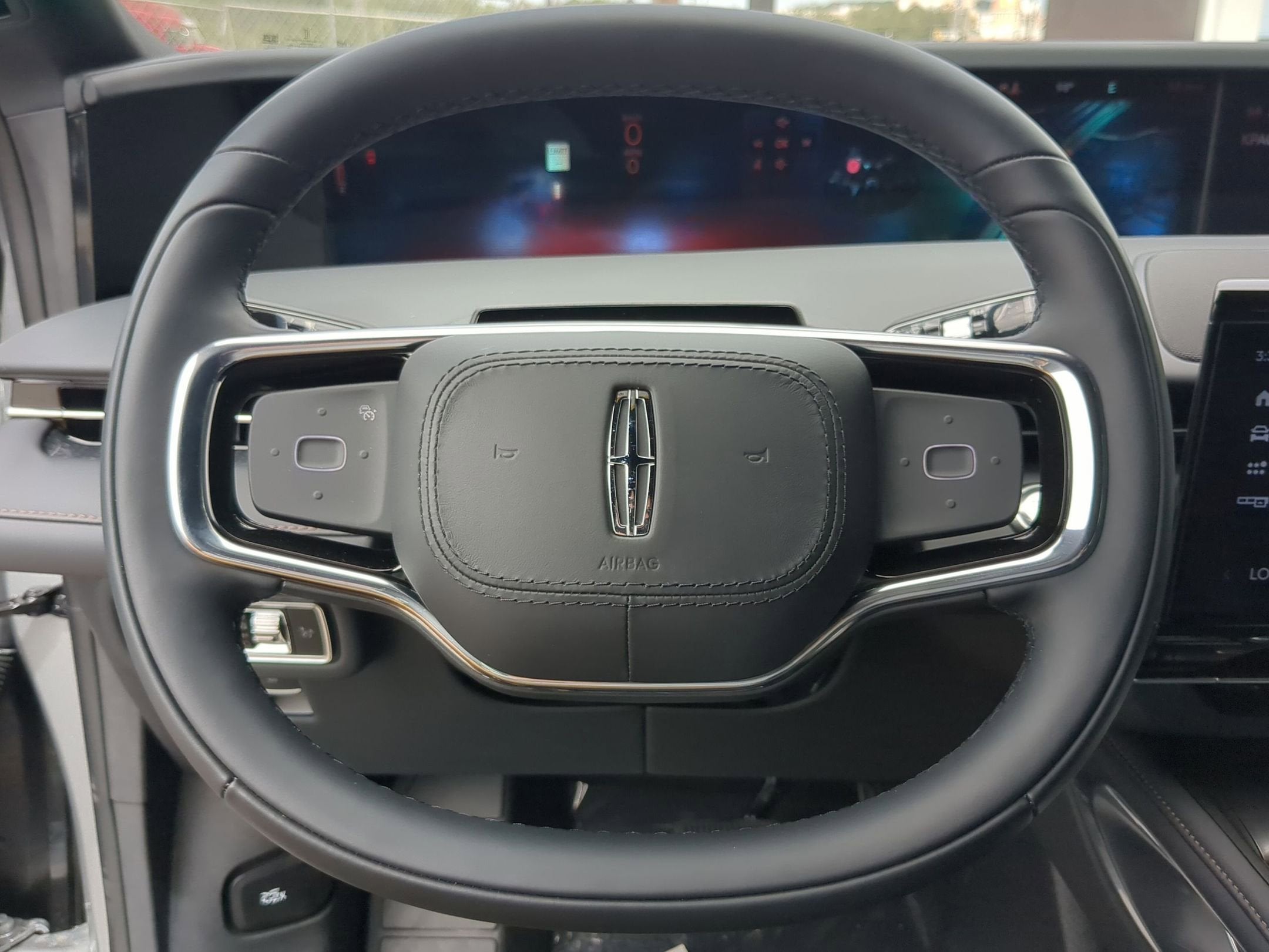 2025 Lincoln Nautilus Premiere Hybrid