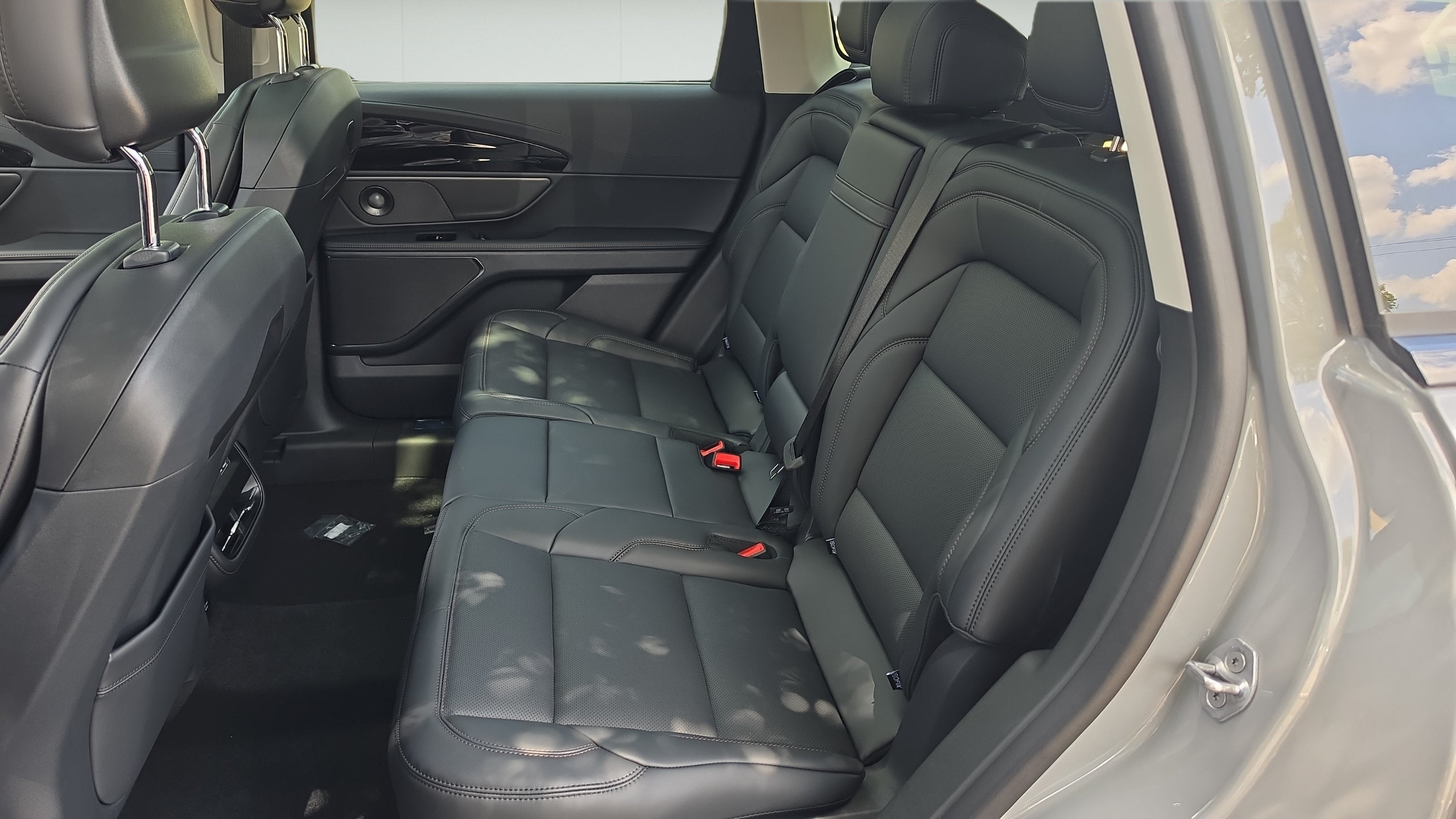 2026 Lincoln Nautilus Premiere Hybrid