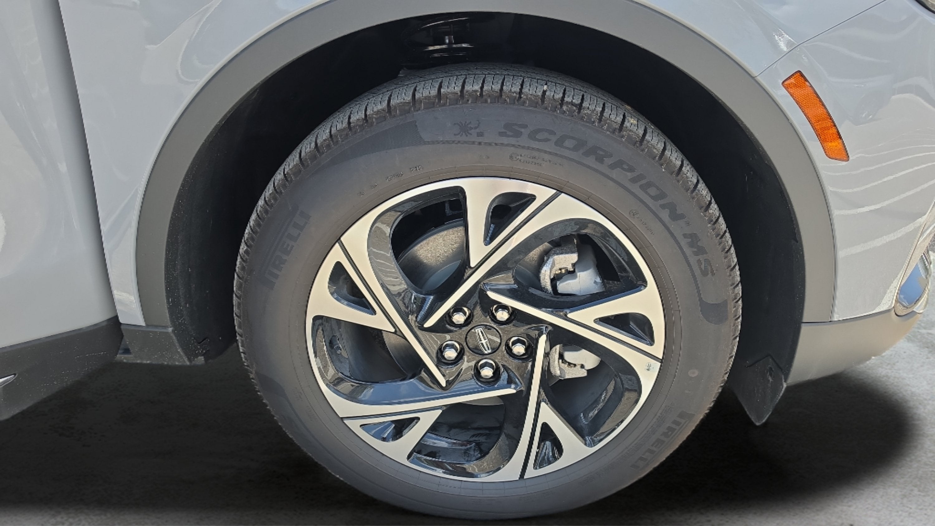 2026 Lincoln Nautilus Premiere Hybrid