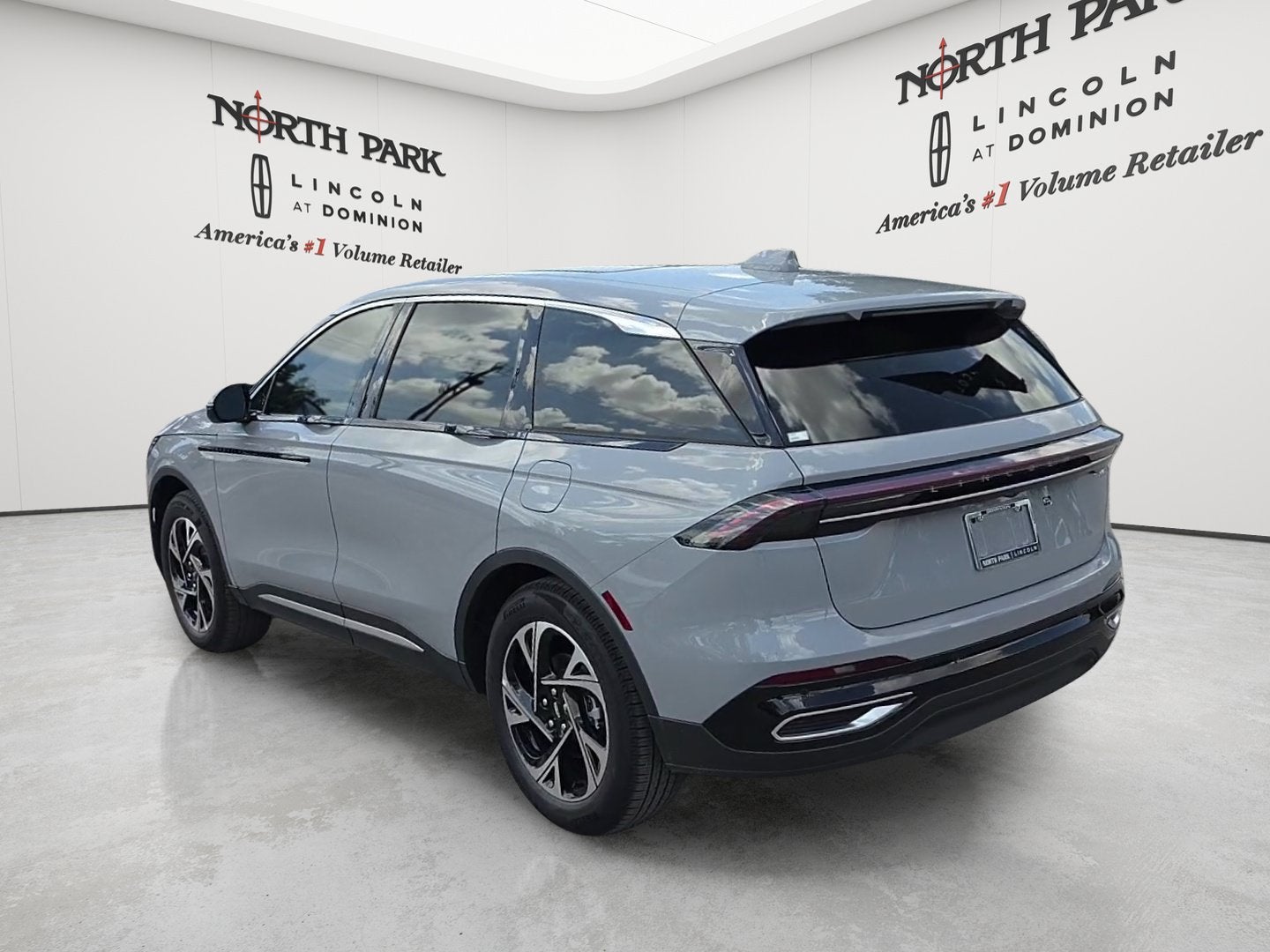 2026 Lincoln Nautilus Premiere Hybrid