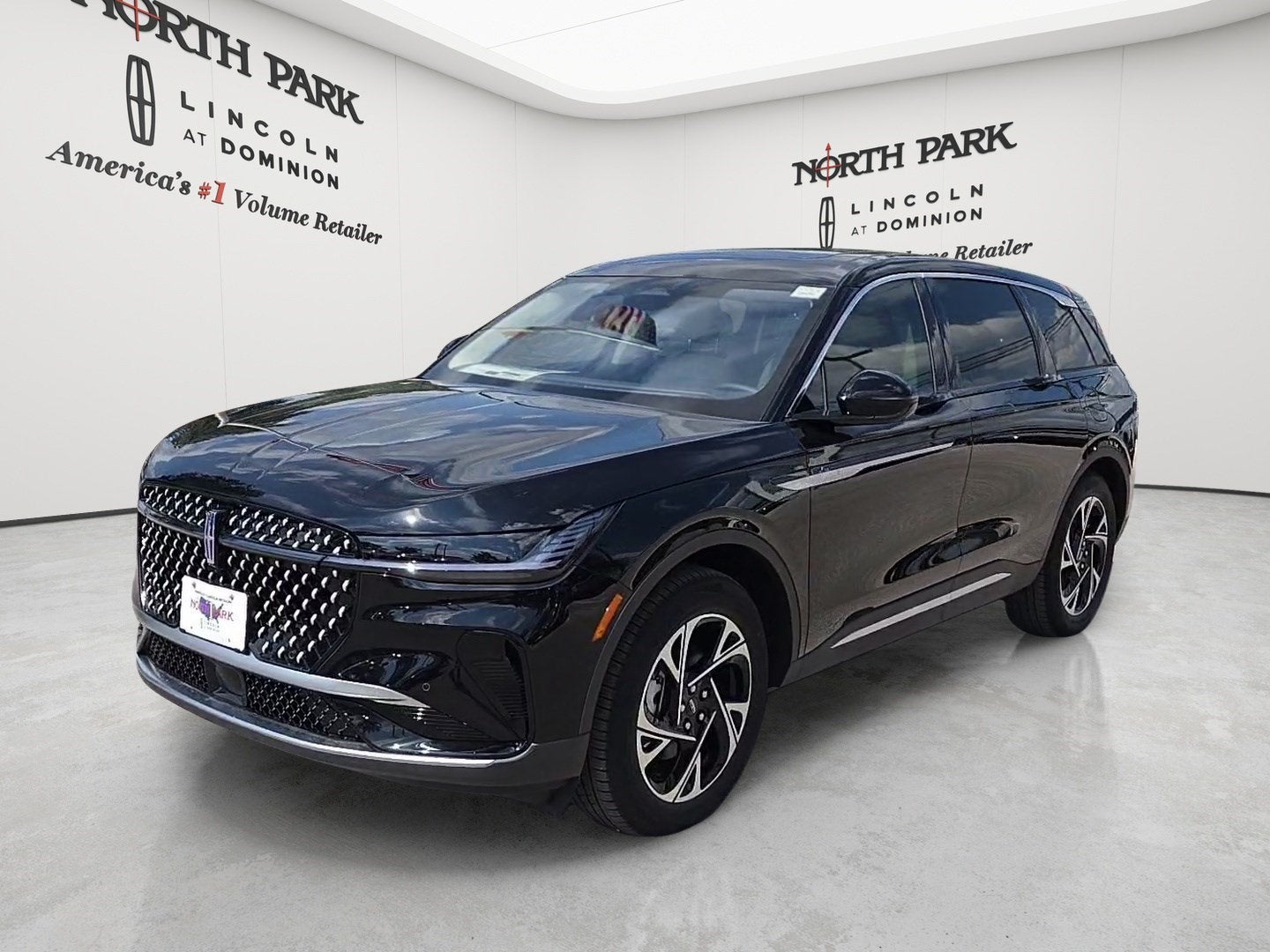 2026 Lincoln Nautilus Premiere Hybrid