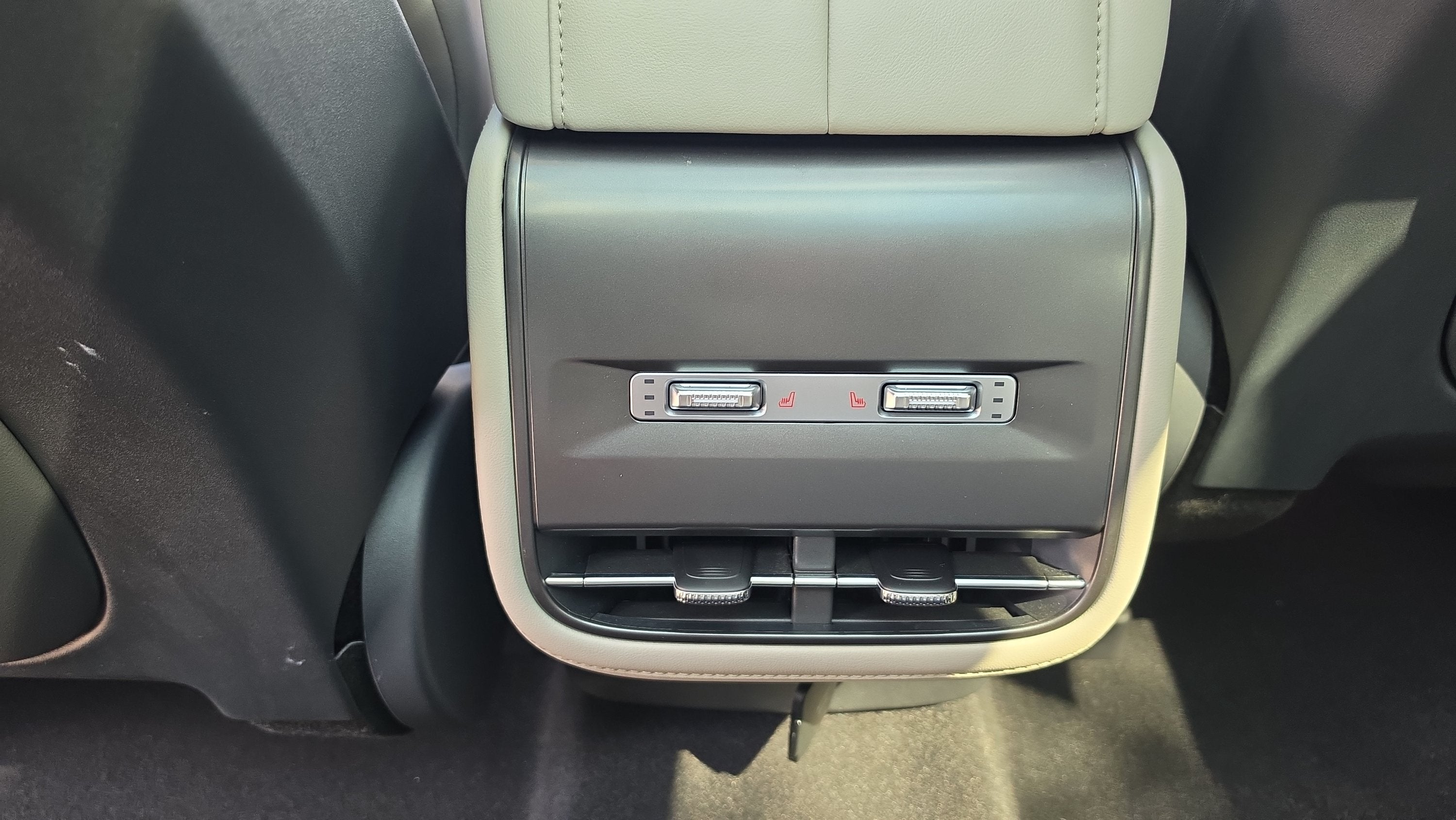 2026 Lincoln Nautilus Premiere Hybrid